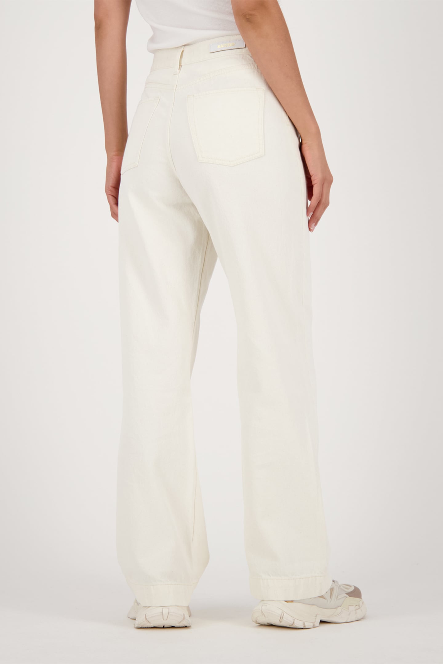 OASIS PATCHED-ON POCKETS JEANS BRIGHT CREAM 9