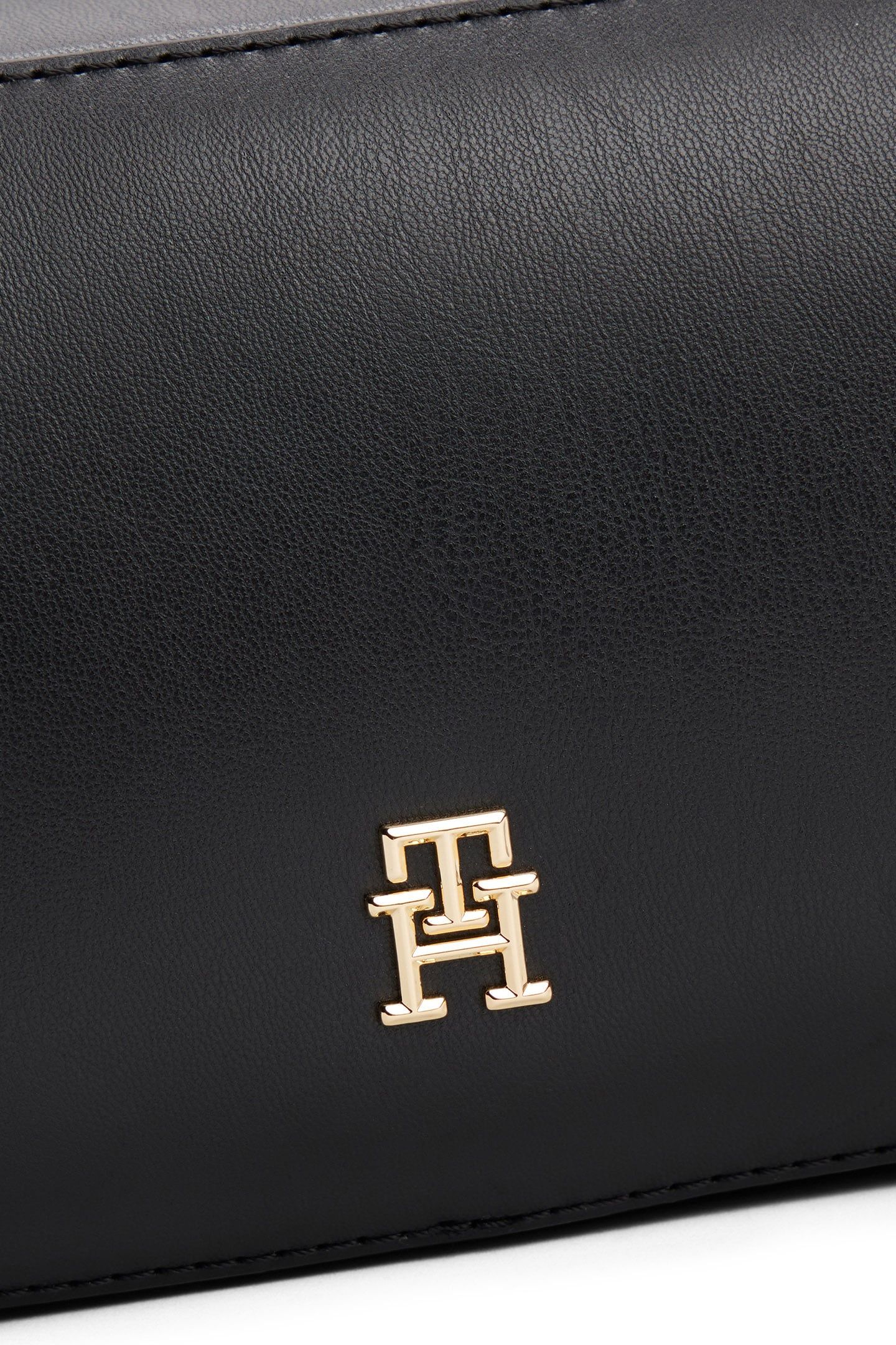 TH CHIC CAMERA BAG SMALL CROSSBODY BAG BLACK 5