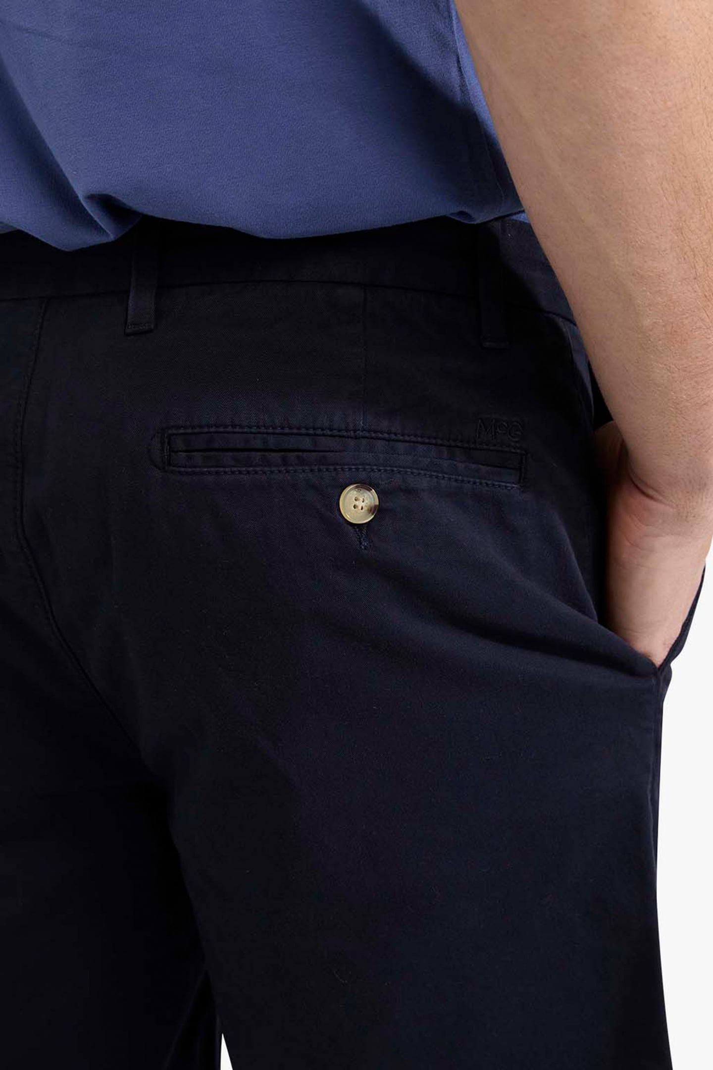 CLASSIC SHORTS NAVY 6