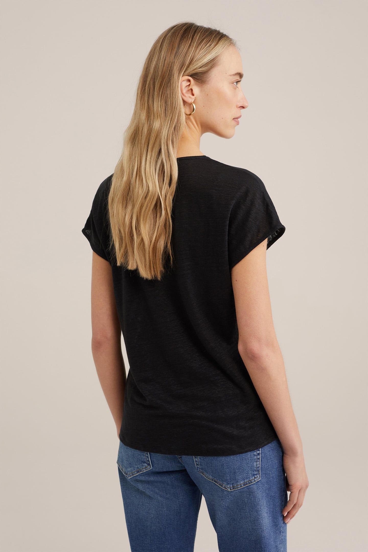 T-SHIRT BLACK 2