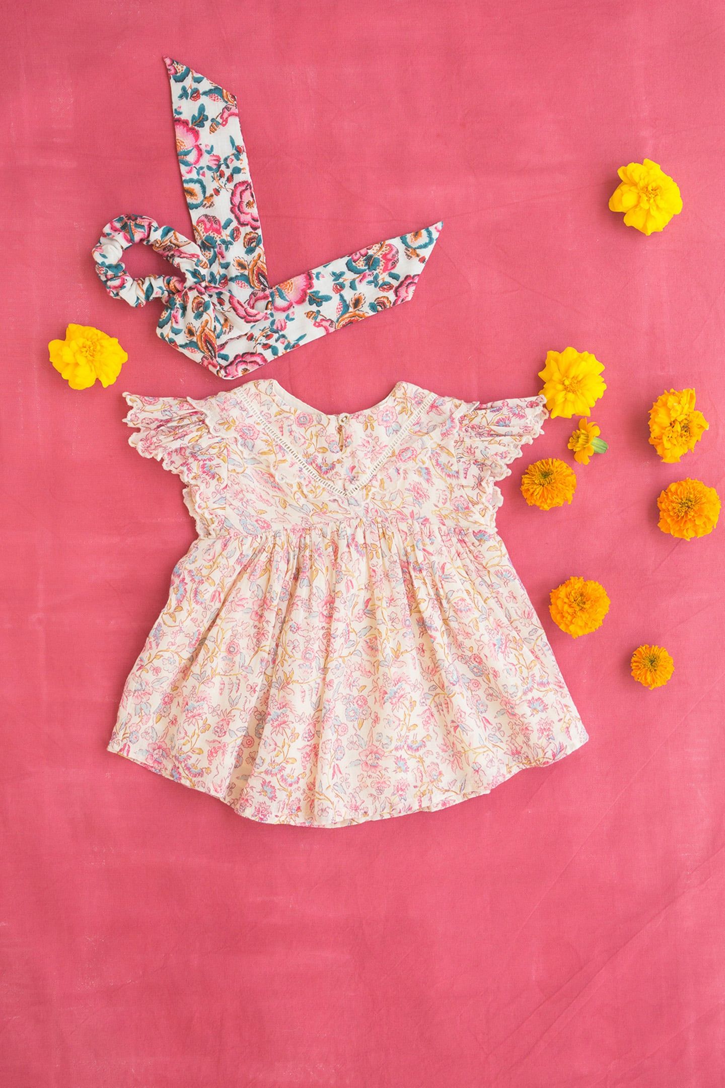 DRESS SILOE CREAM PADMA MUDRA 3