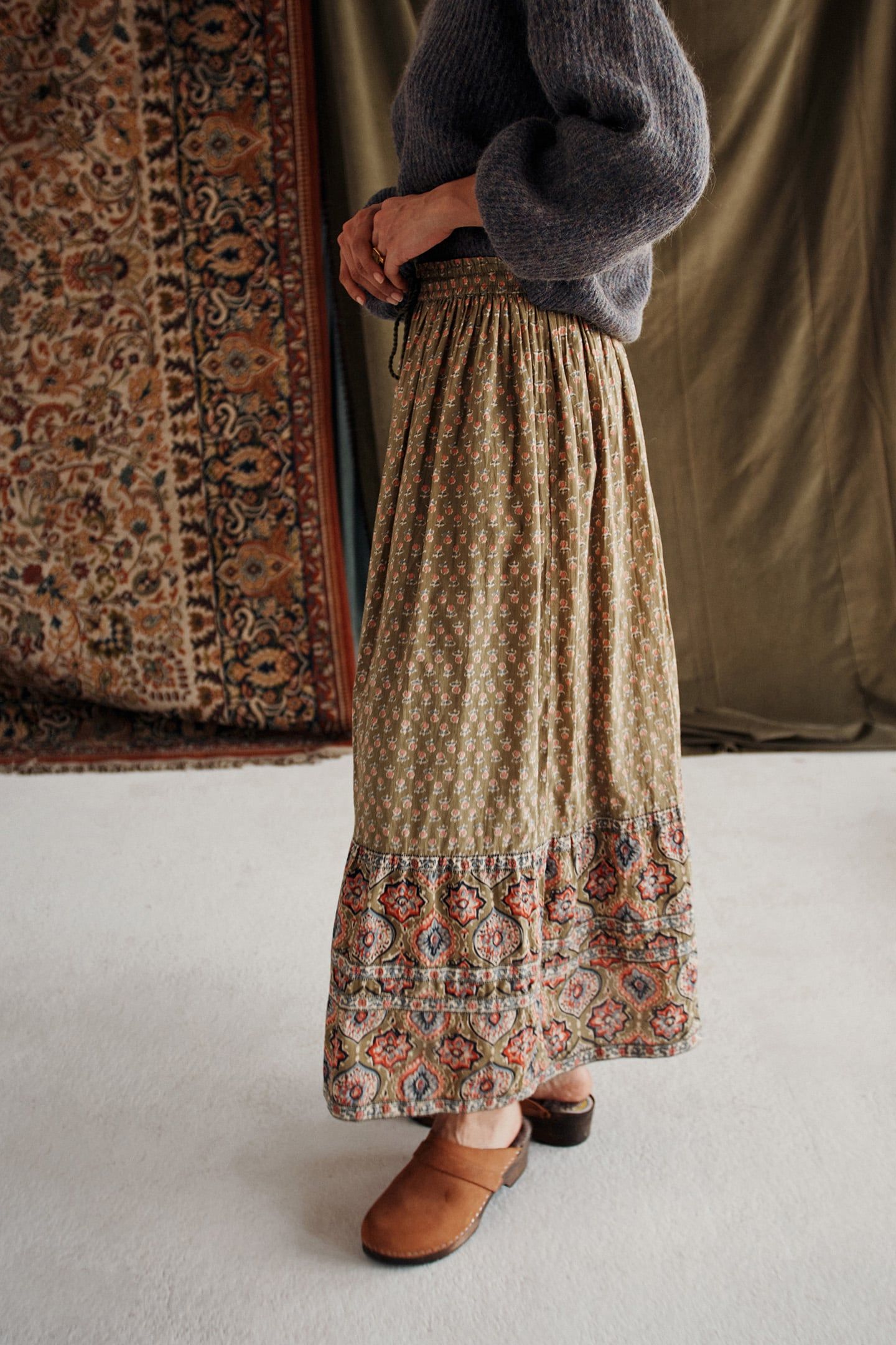 SKIRT IRINA KHAKI GRANADA MEADOW 2