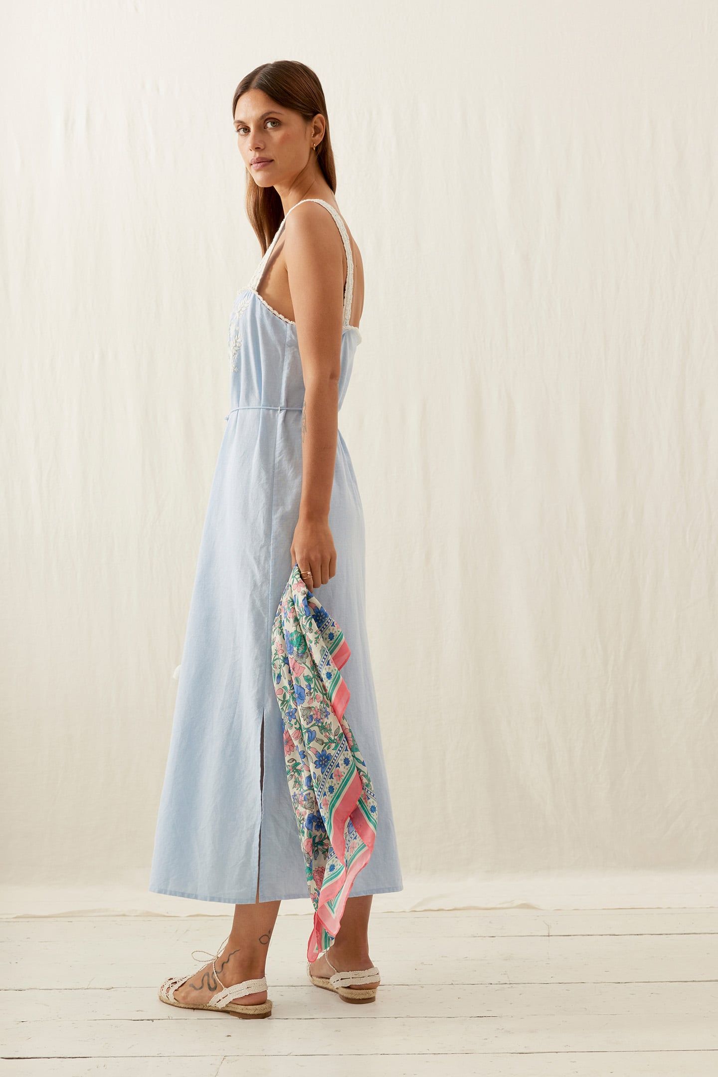 DRESS GUANAREVA LIGHT BLUE 3