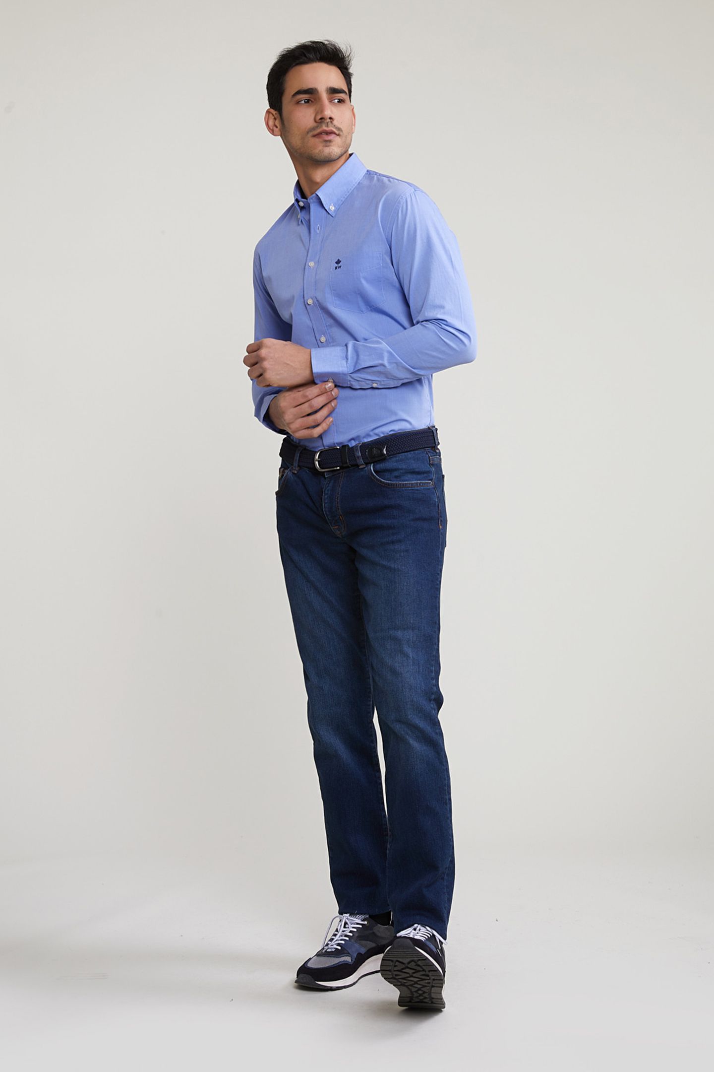 SLIM FIT UNI SHIRT WITH POCKET BLUE 3