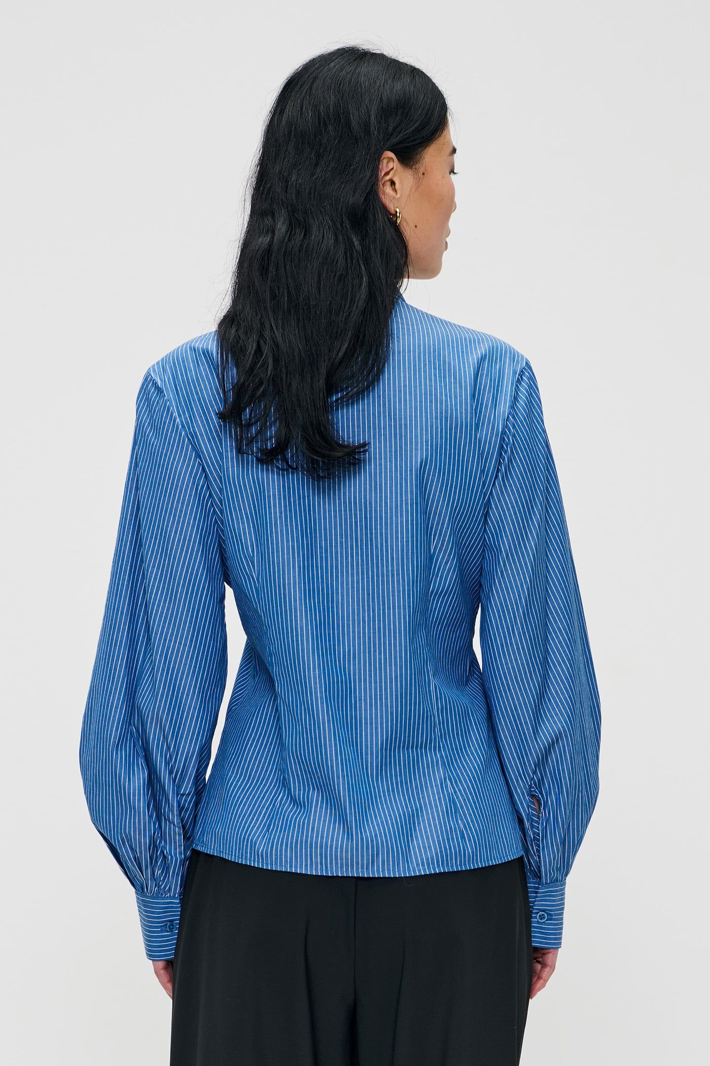 FITTED PUFF SLEEVE SHIRT OCEAN BLUE 2