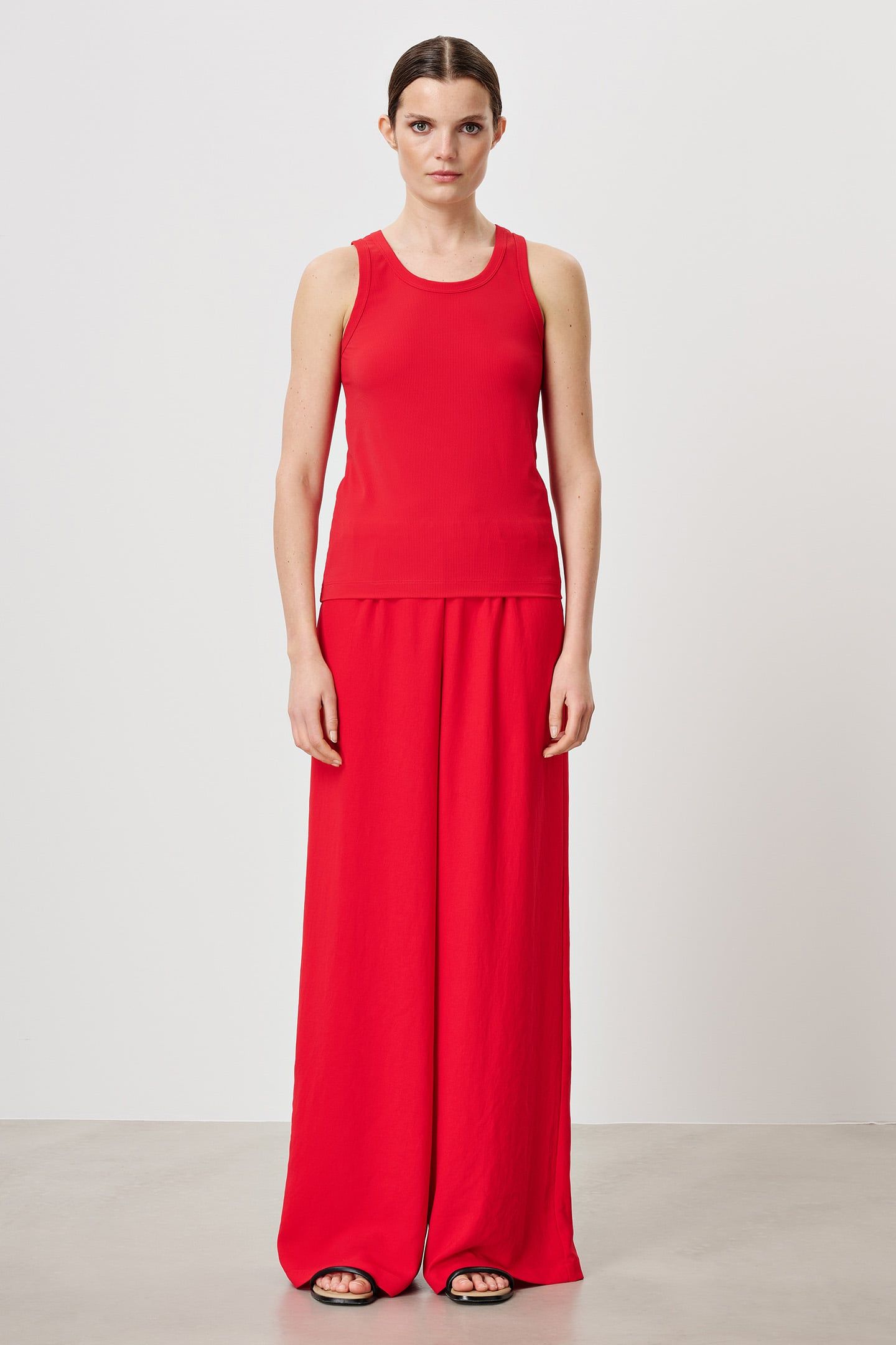 AMES TOP RED 1