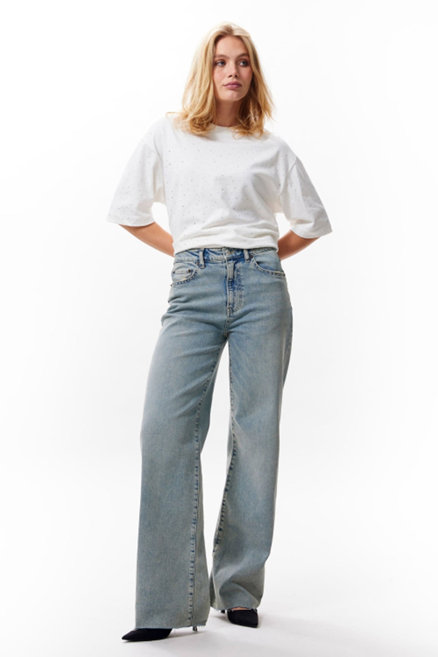 LOOSE FIT JEANS TINTED TINTED BLUE 2