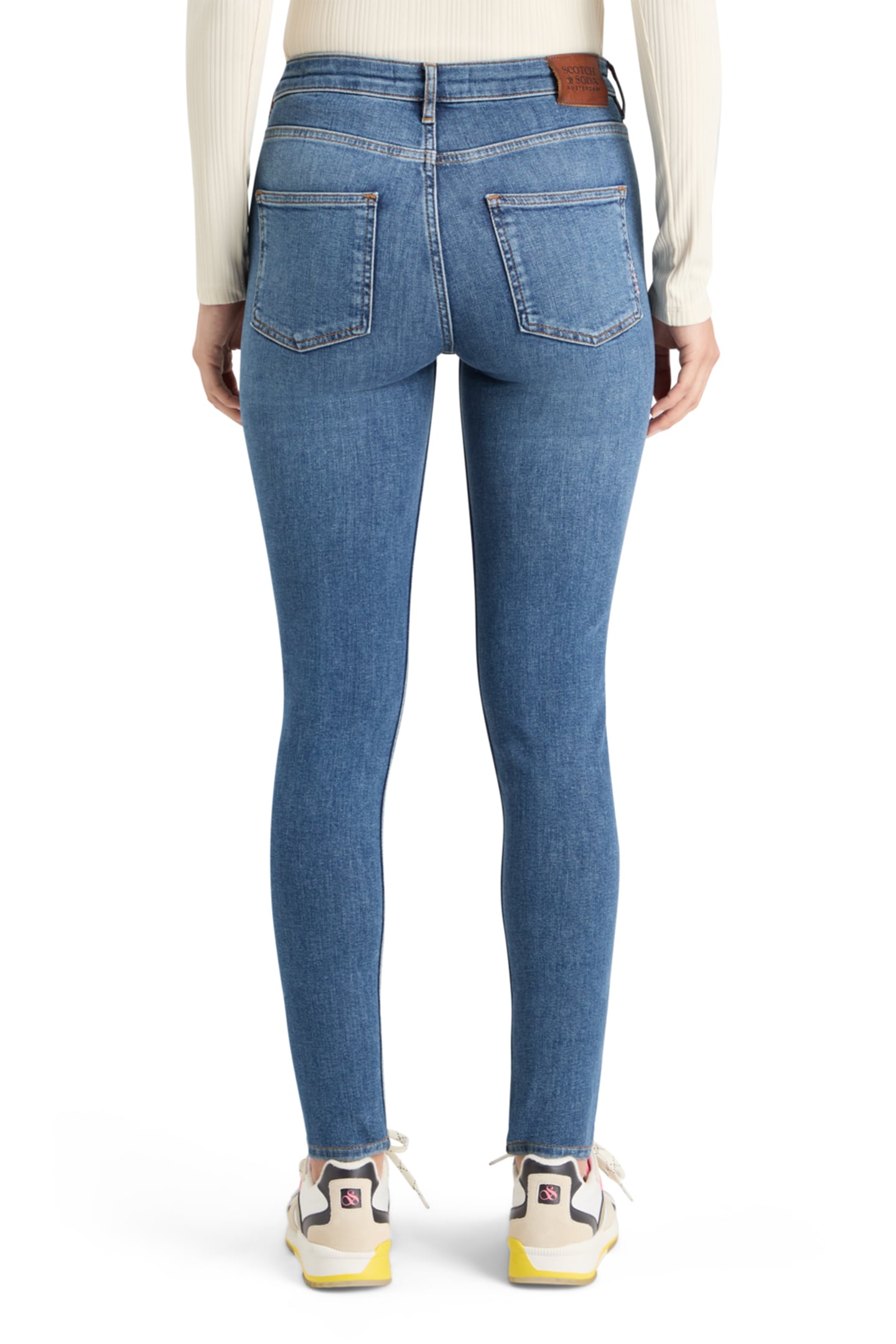 ESSENTIALS HAUT SKINNY JEANS — FRESH DRAFT 2