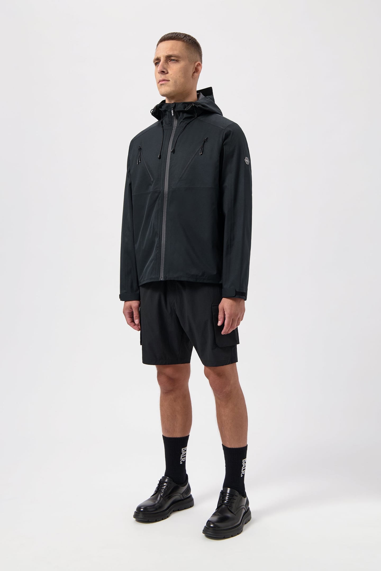 HEX BADGE RAIN JACKET JET BLACK 5