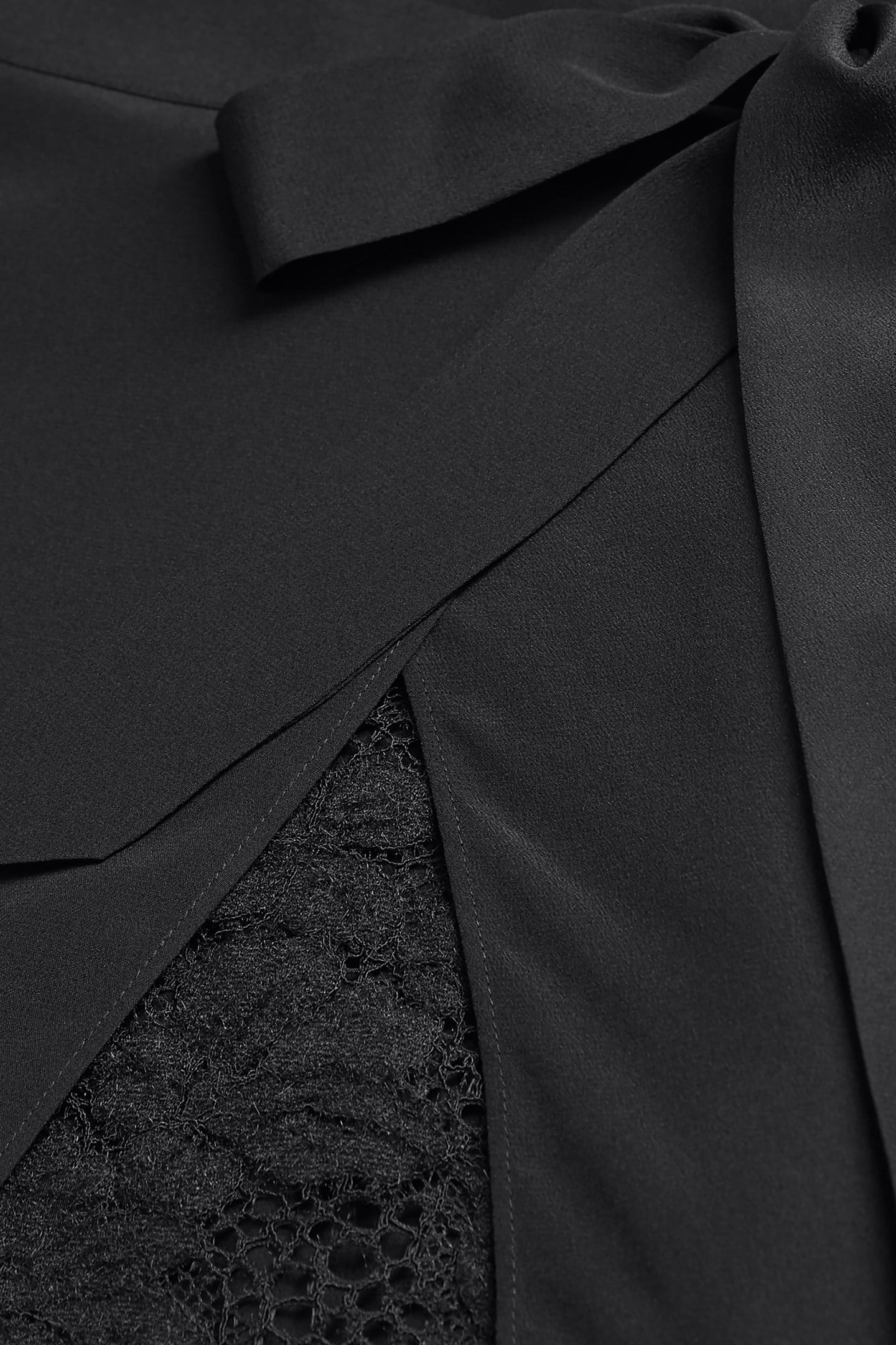 SHORT DRESS WITH LONG SLEEVES AND LACE SKIRT BLACK 7
