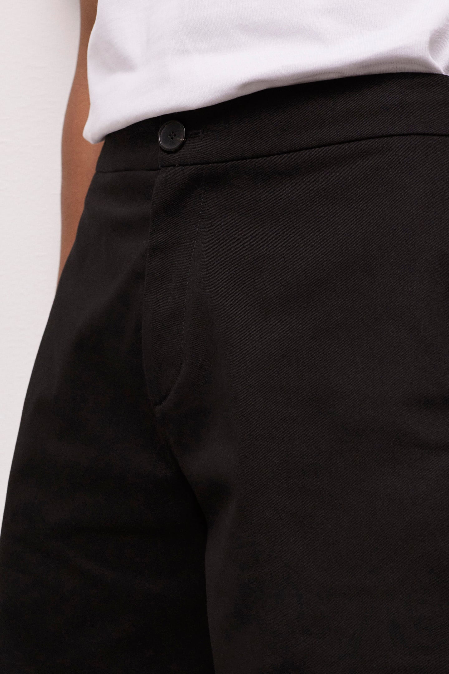 SHORTS ONLY BLACK 6