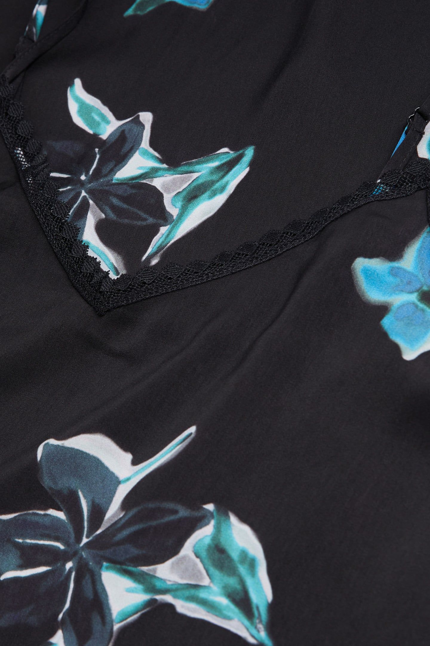 LONG SLEEVELESS DRESS BLACK BLUE 7