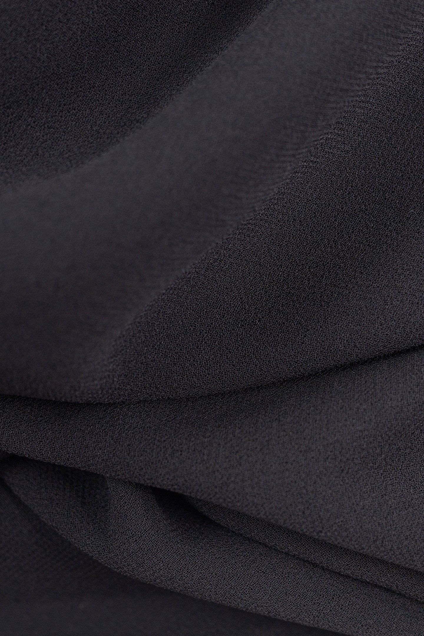 BLACK LONG DRESS WITH LAVALLIÈRE COLLAR 5