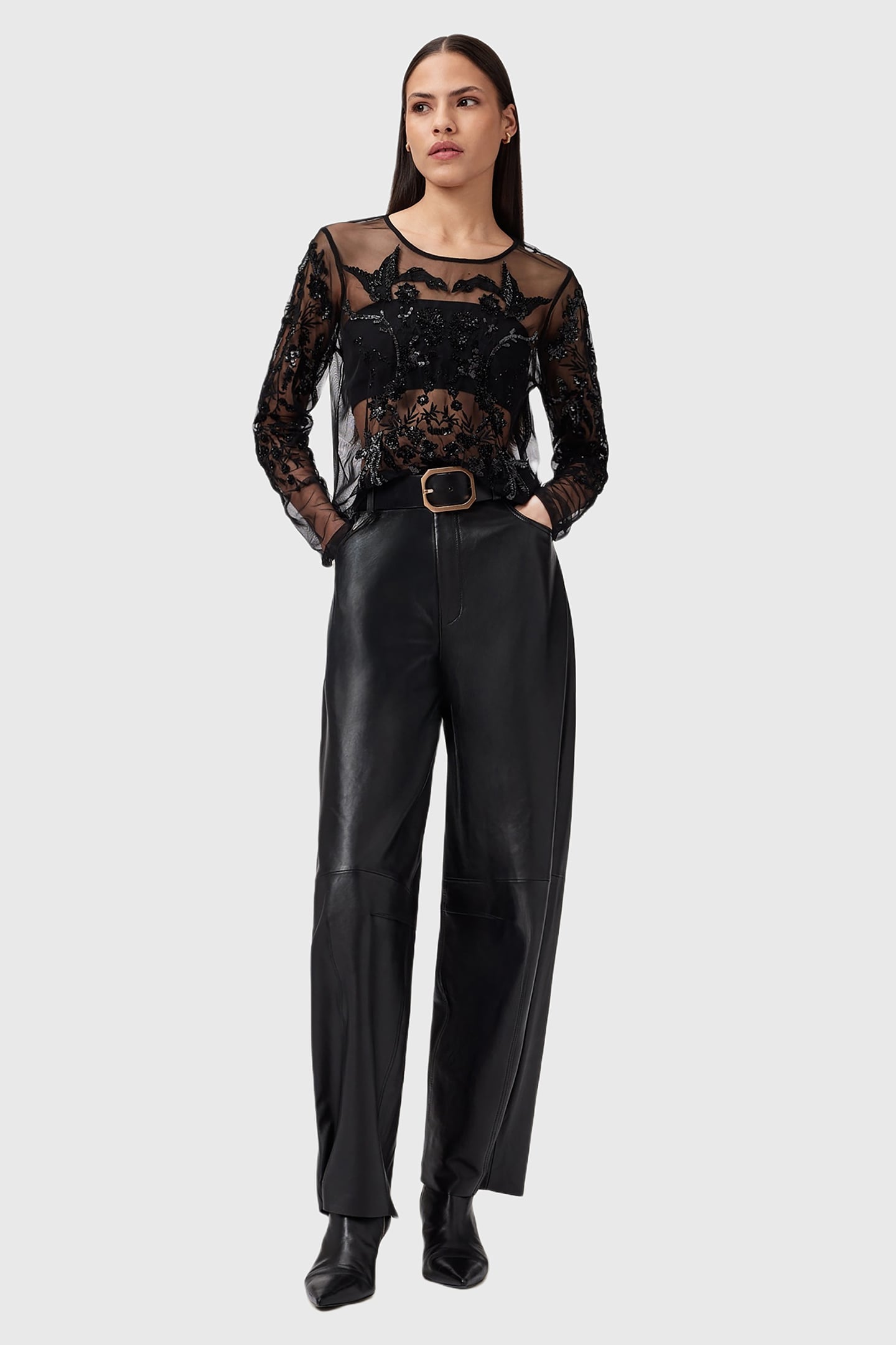 GRETA EMB TOP BLACK 3