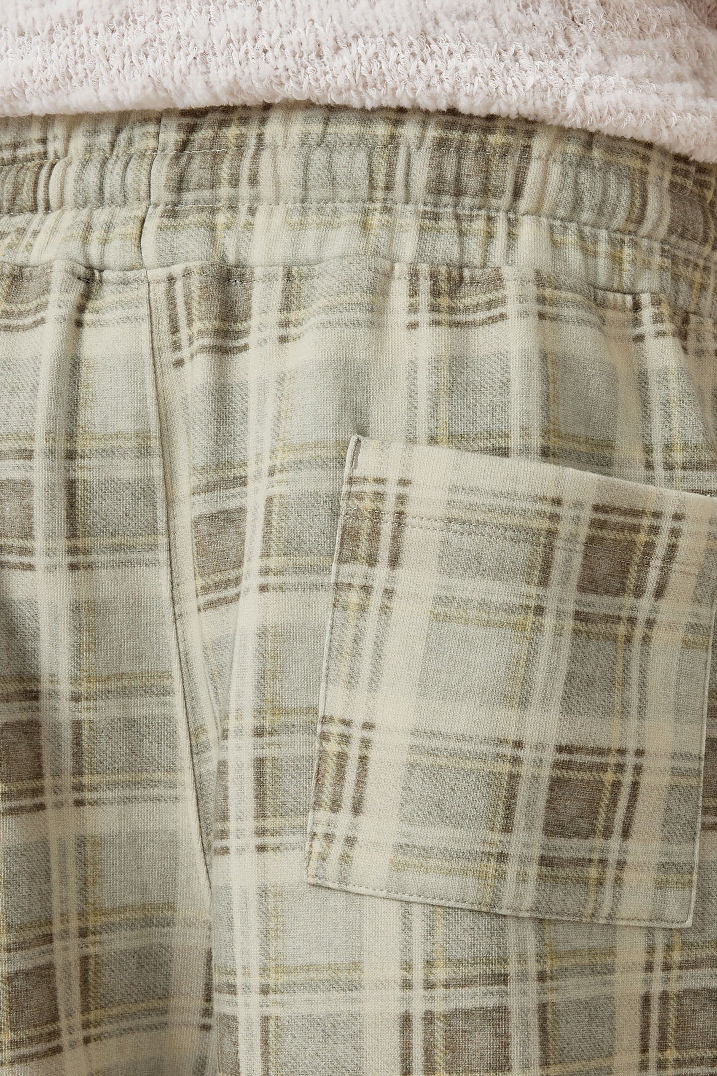 BENJI SWEATSHORT DUSTY LIGHT BROWN 6