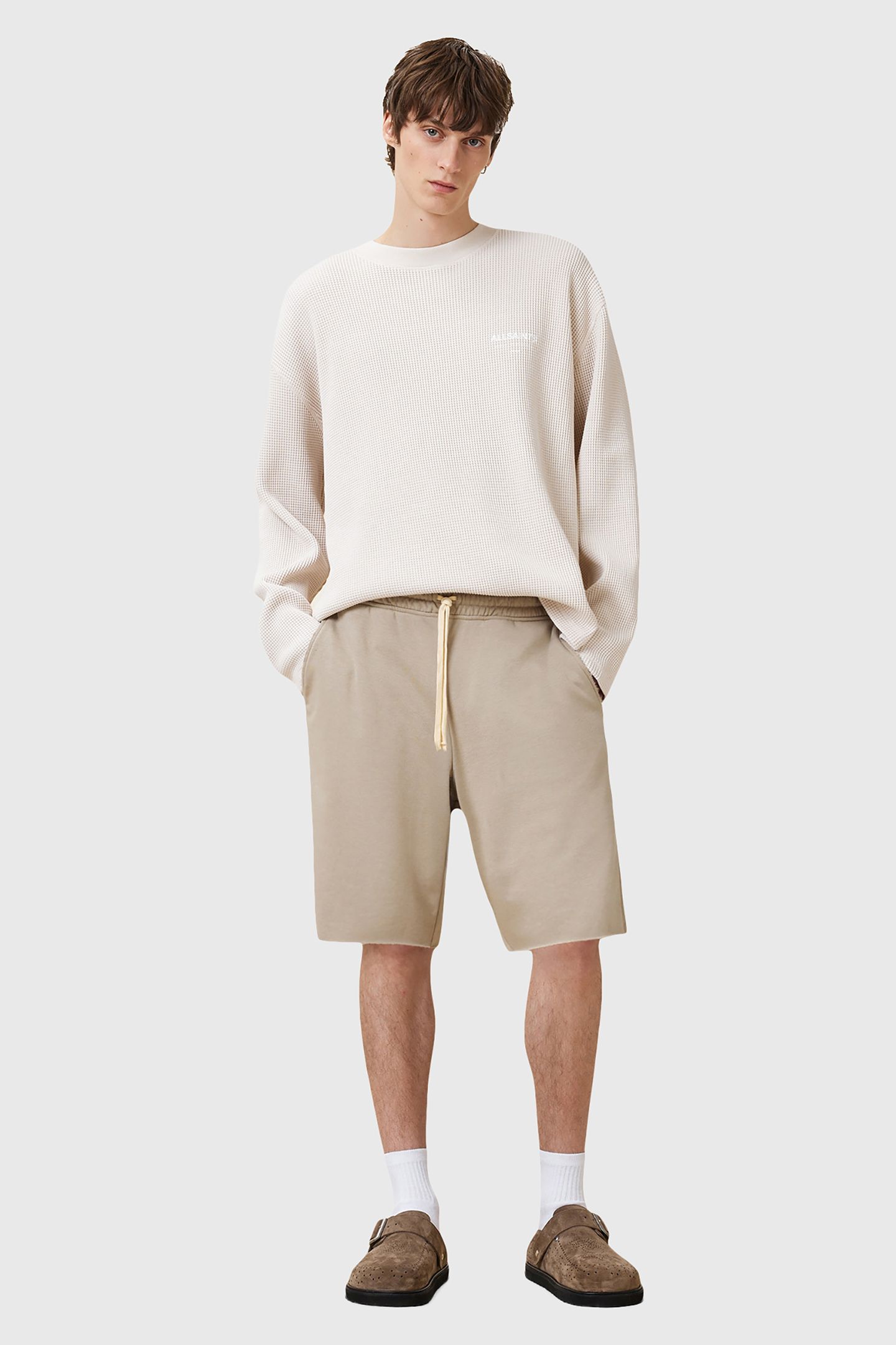 HELIX SWEATSHORT MIRE BROWN 3