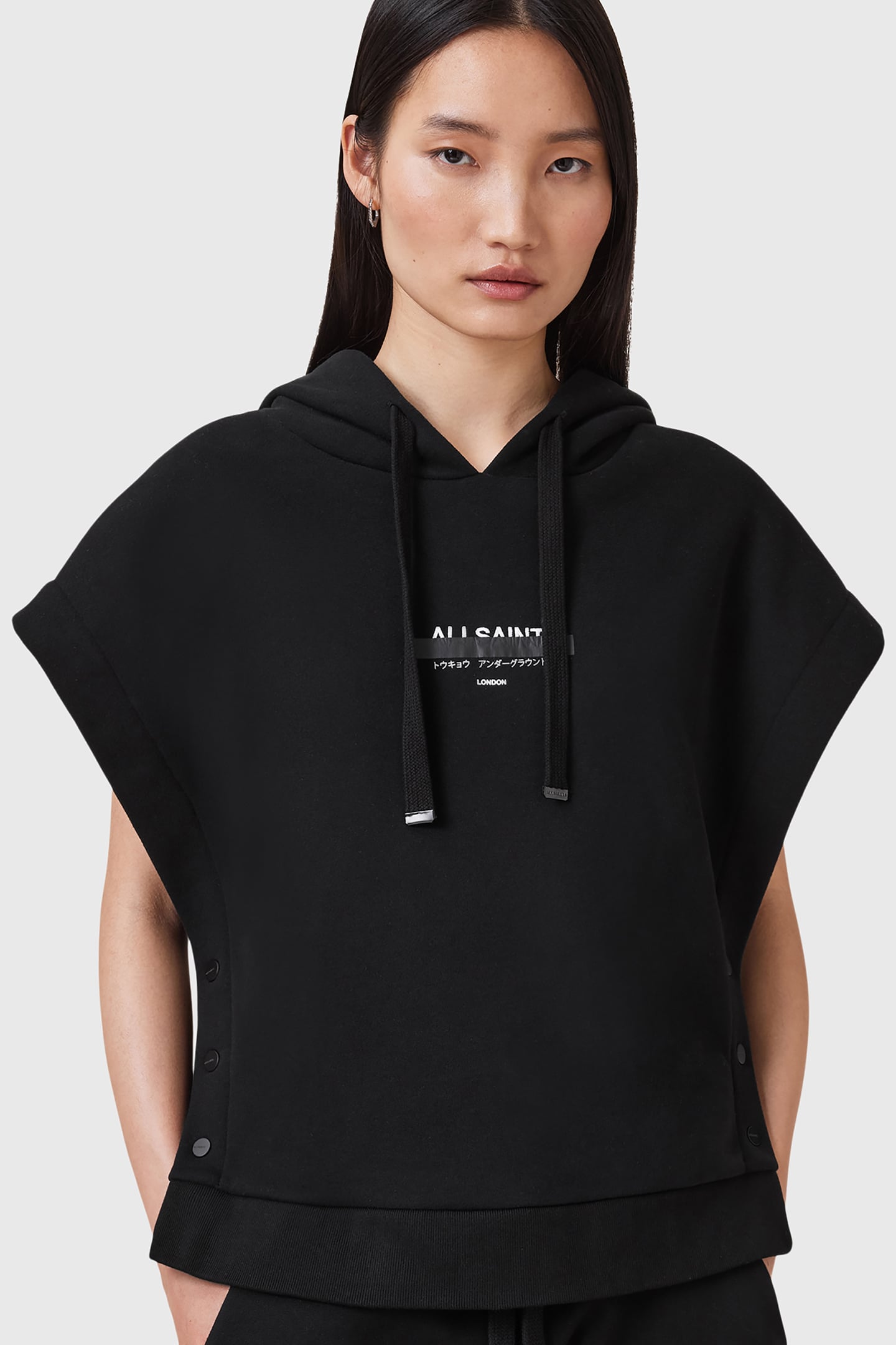 SORRI SL HOODY BLACK 8