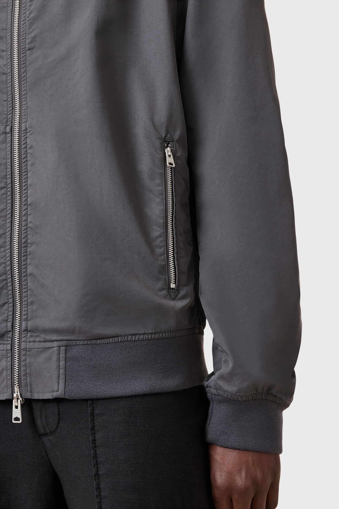 BASSETT BOMBER PILLAR GREY 8