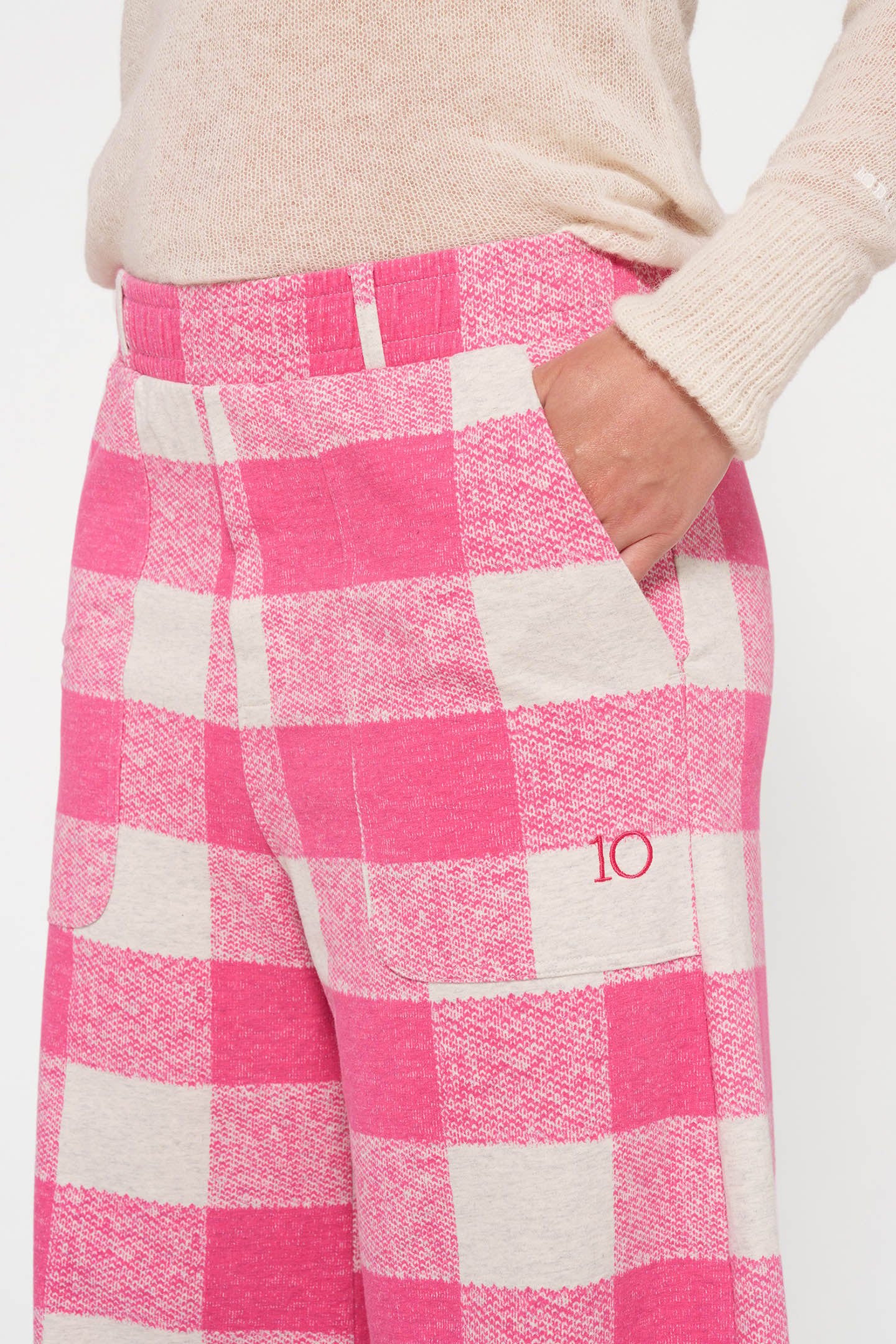 WIDE JOGGER CHECK BRIGHT PINK 6