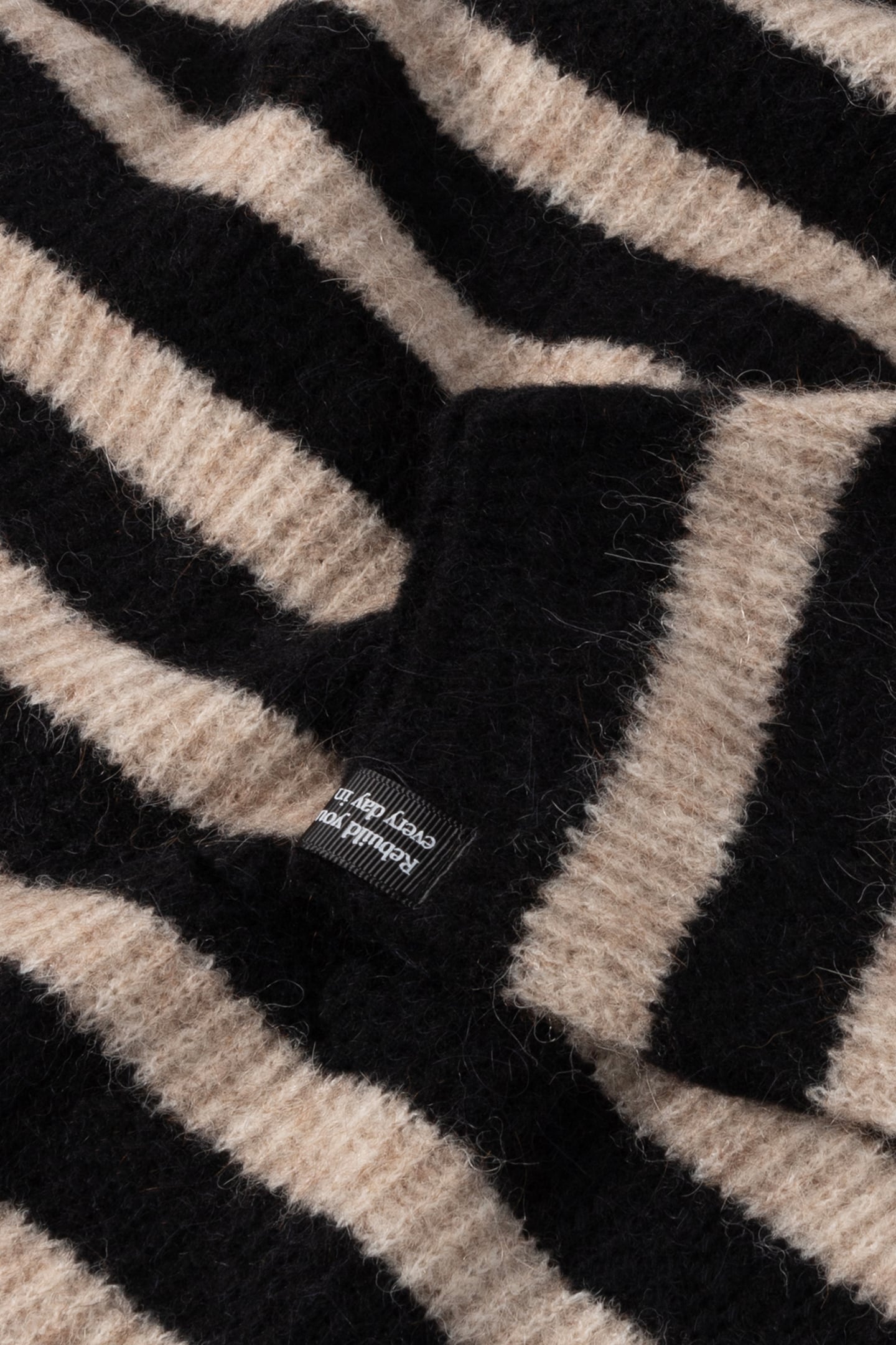 COLL SWEATER KNIT STRIPES BLACK/LIGHT LATTE 7