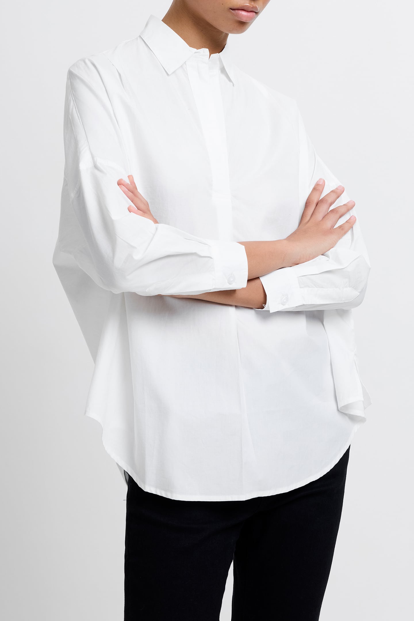 L/S POPOVER WHITE 1