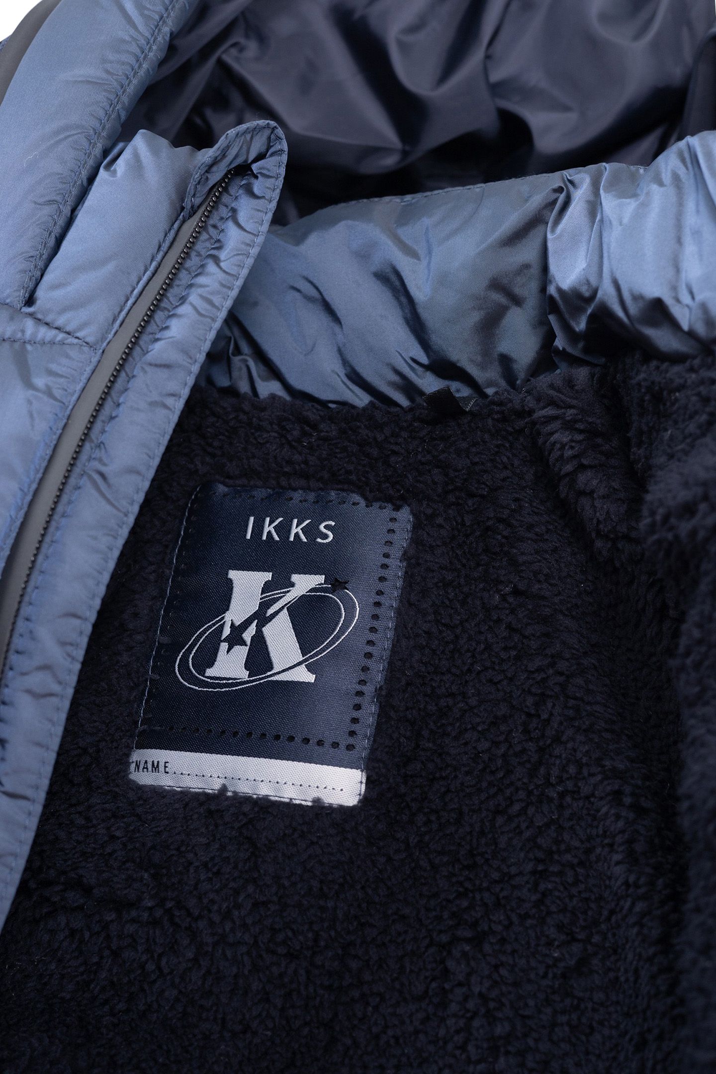 RECYCLED METALLIC NAVY QUILTED JACKET FOR BOYS 7