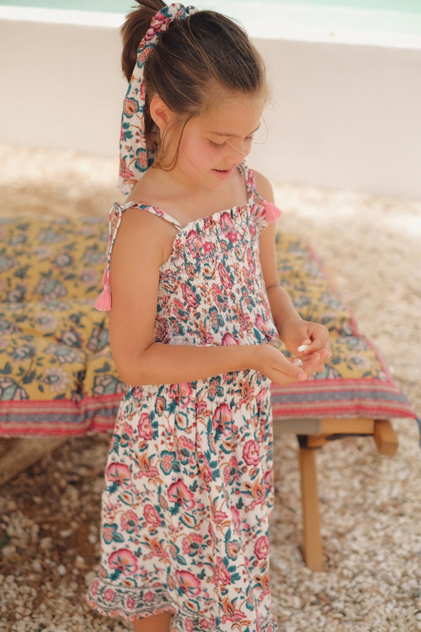 TOP MALIKA CREAM INDIAN FLOWERS 3