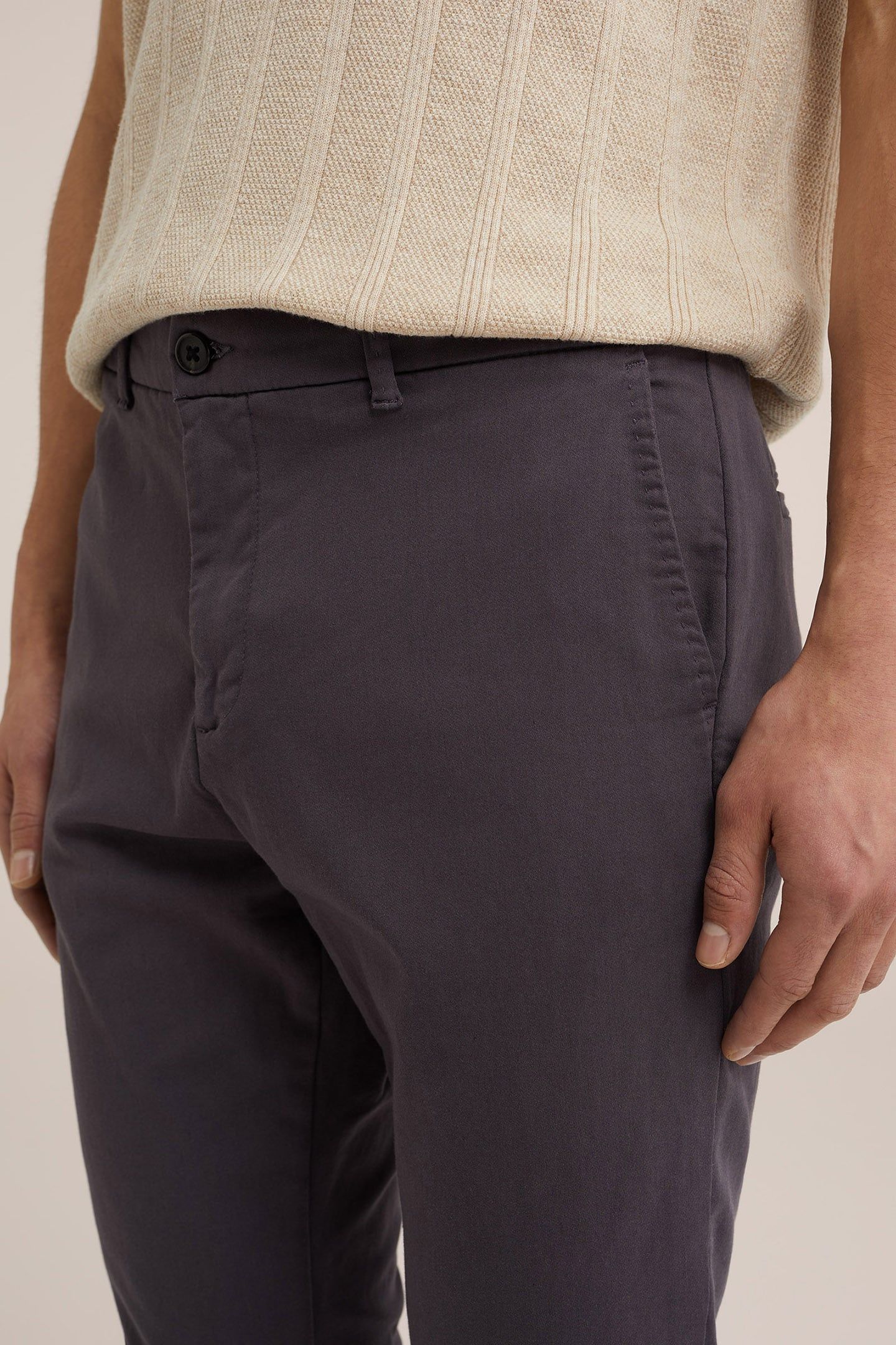 CHINO DARK GREY 5