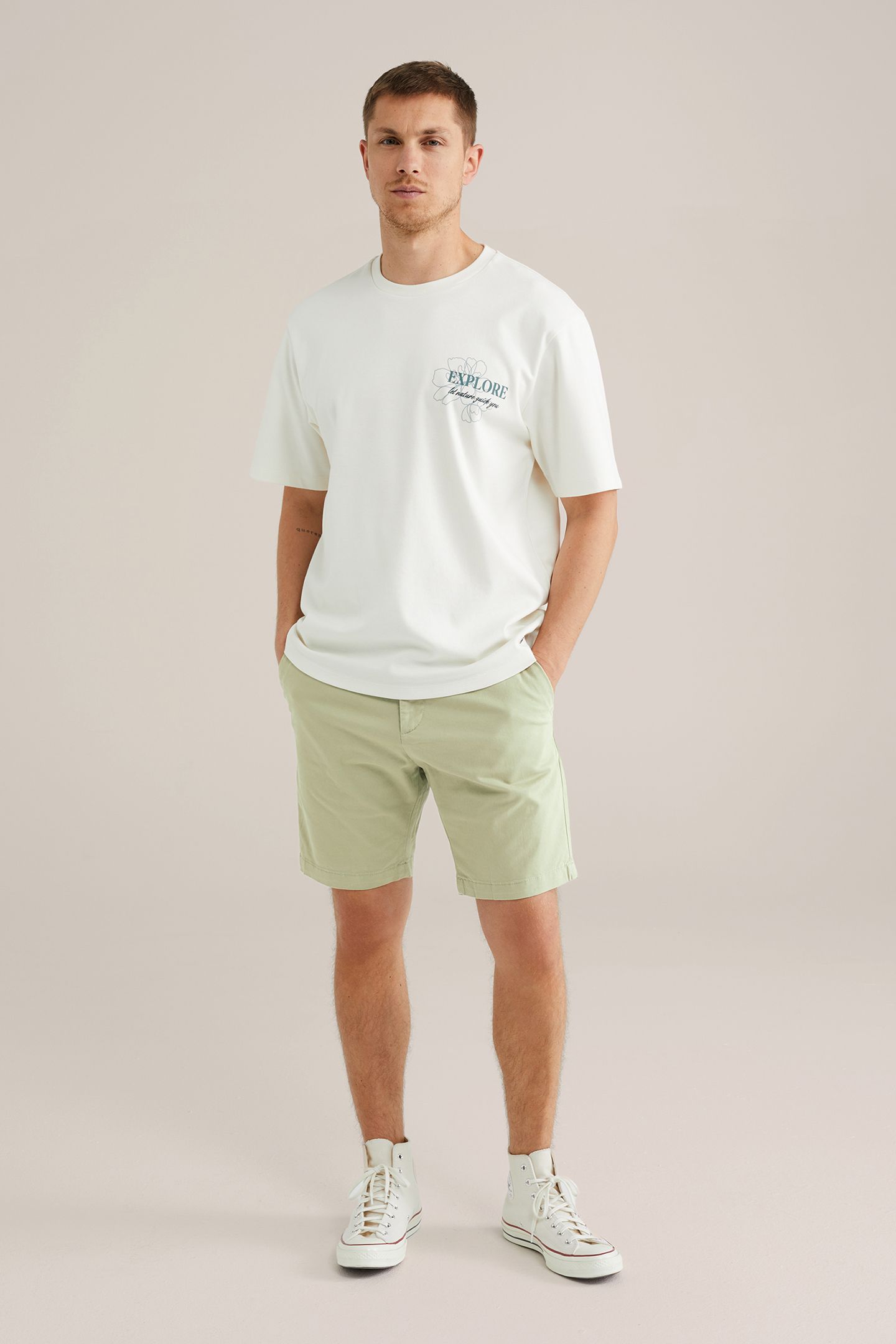 SHORT LIGHT GREEN 3