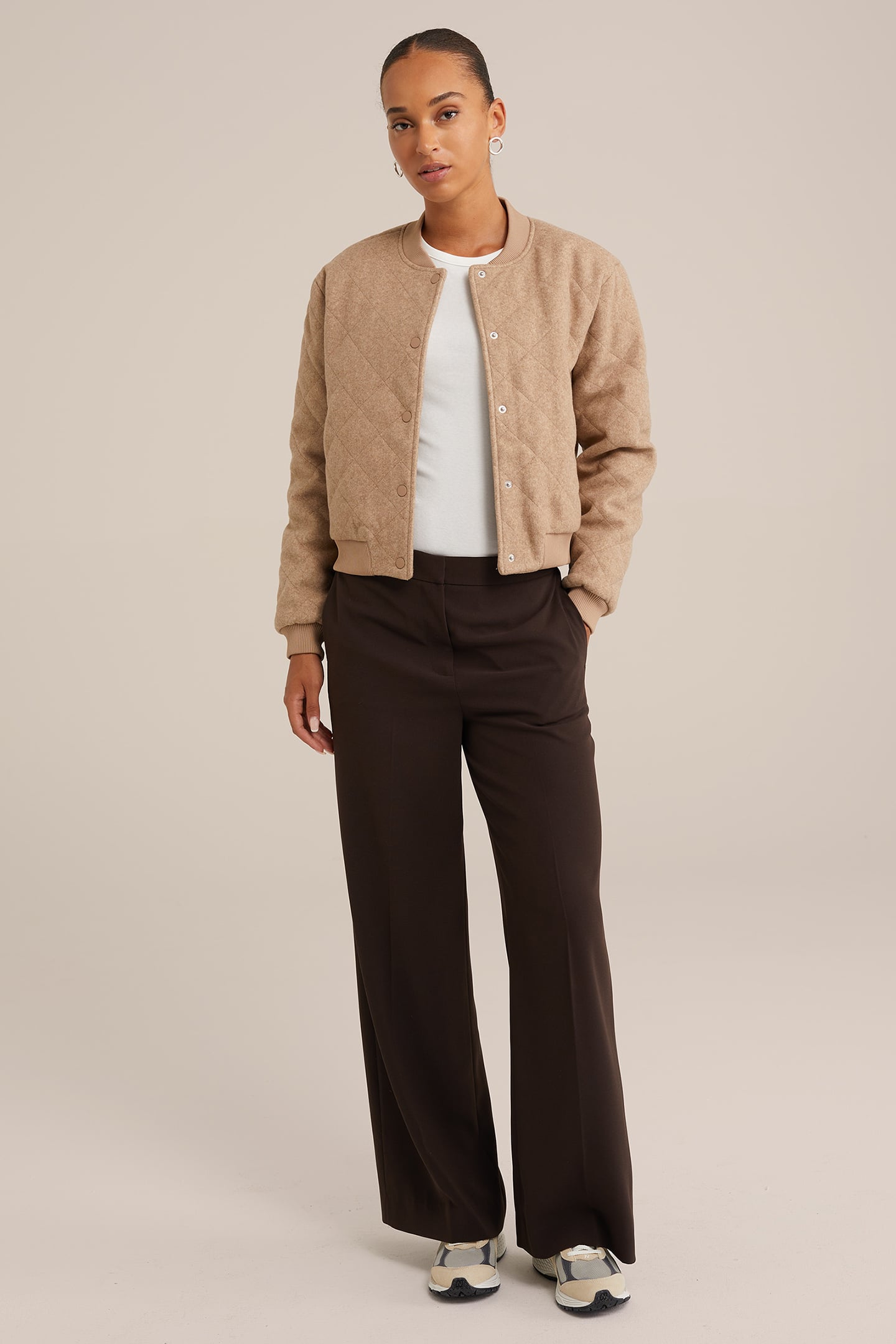 BOMBER BEIGE 3