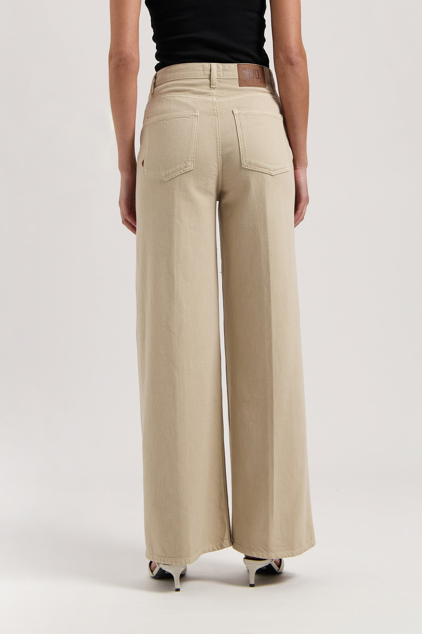 SARA HIGH LOOSE FLOW SAND 2