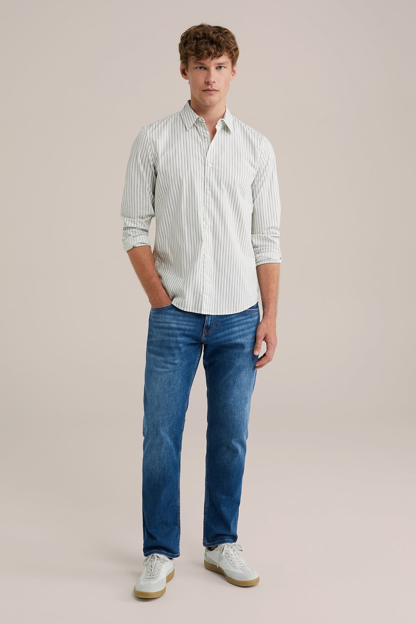 SHIRT WHITE 3