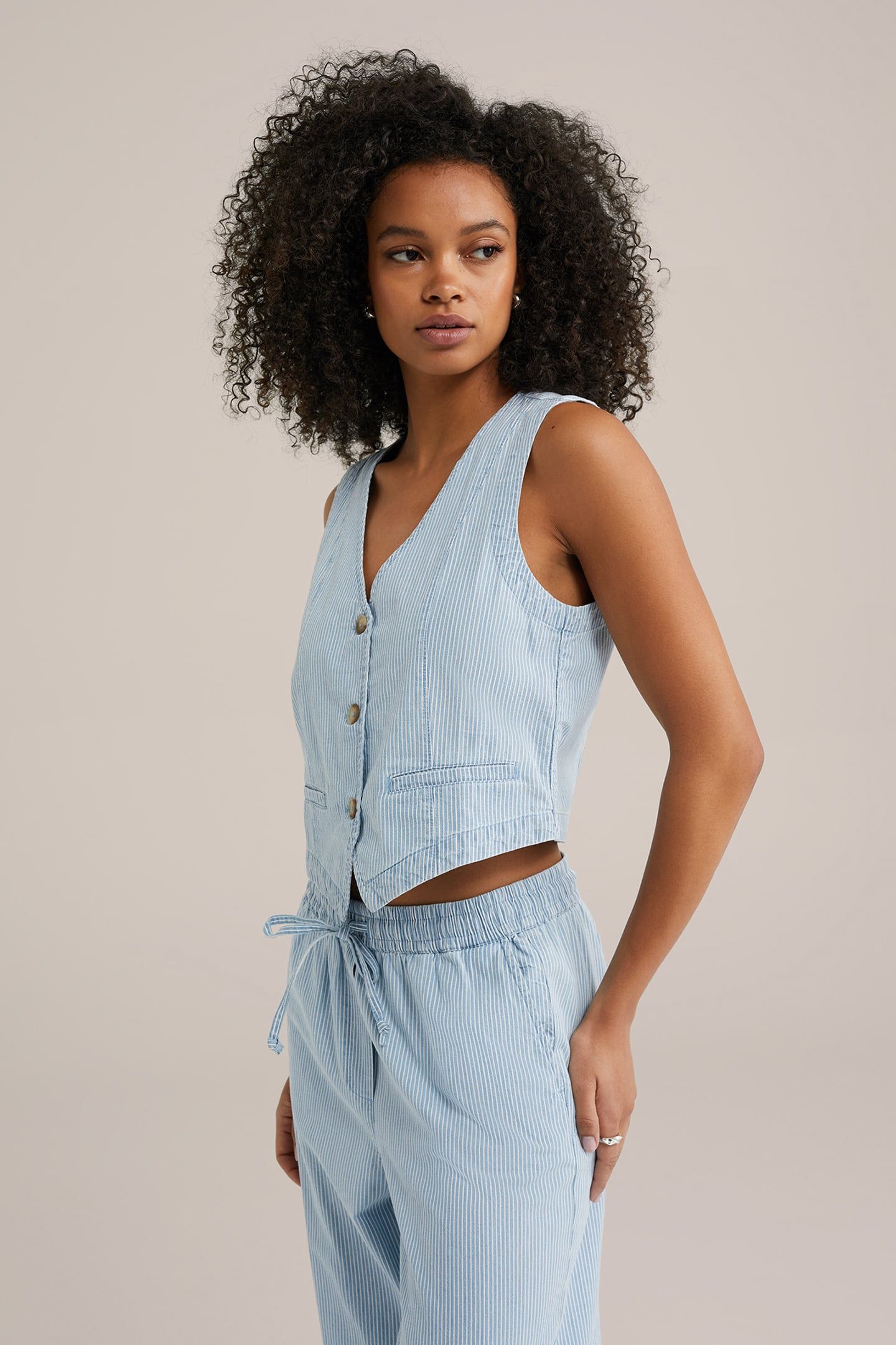 WAISTCOAT LIGHT BLUE 1