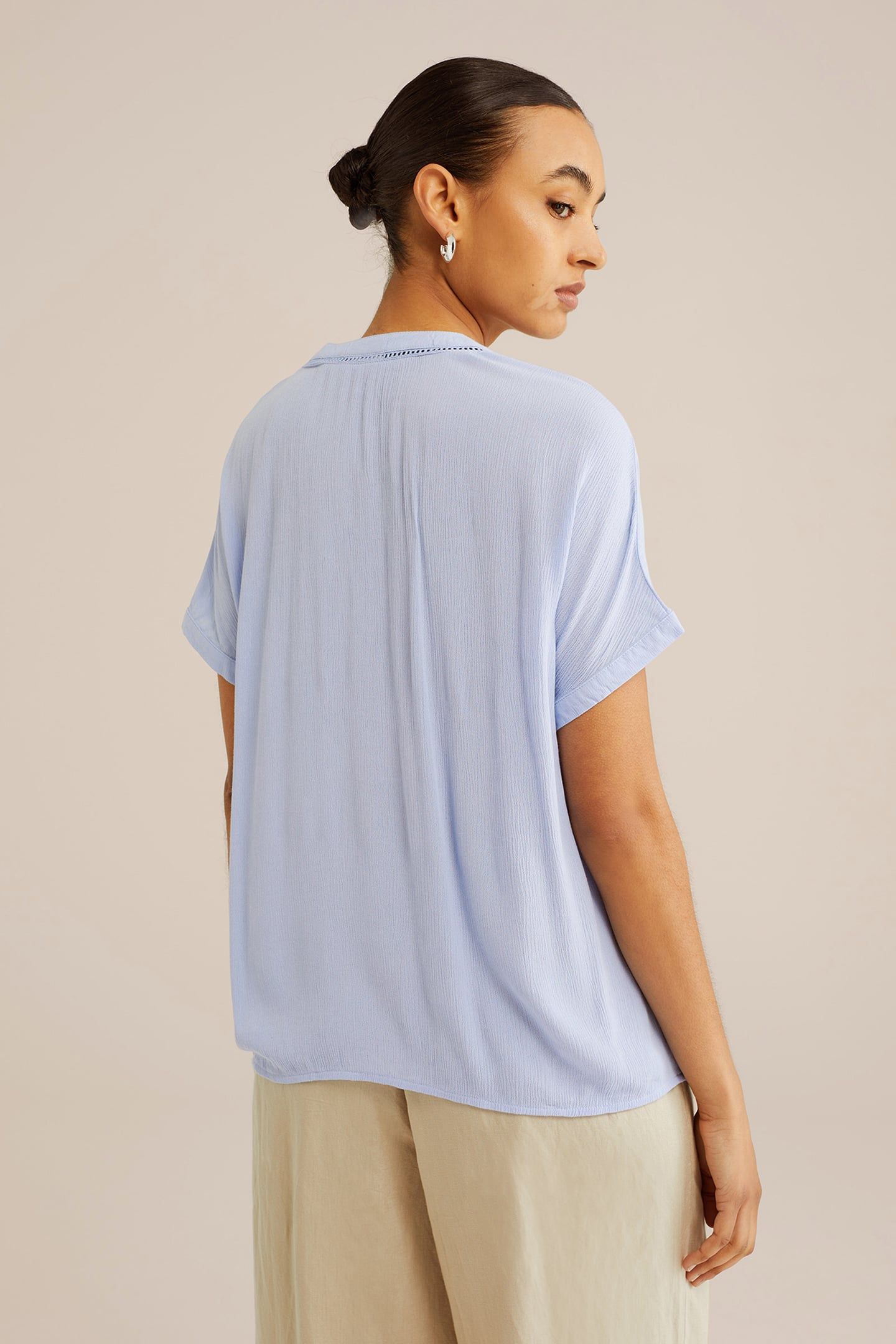 BLOUSE LIGHT BLUE 2