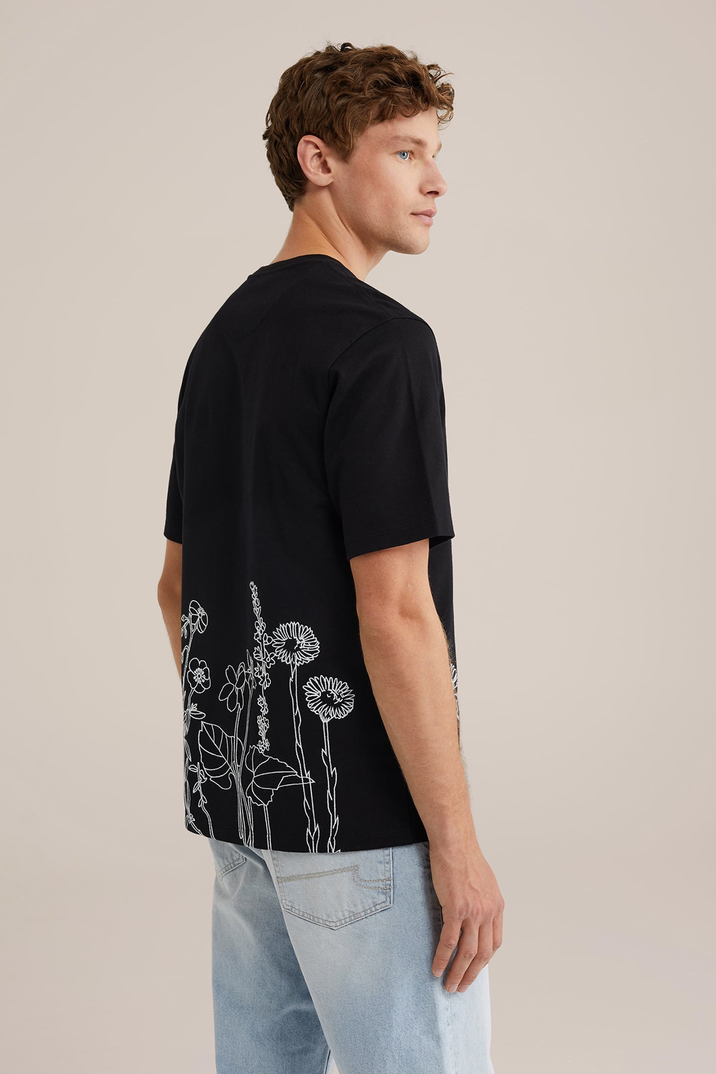 T-SHIRT BLACK 2