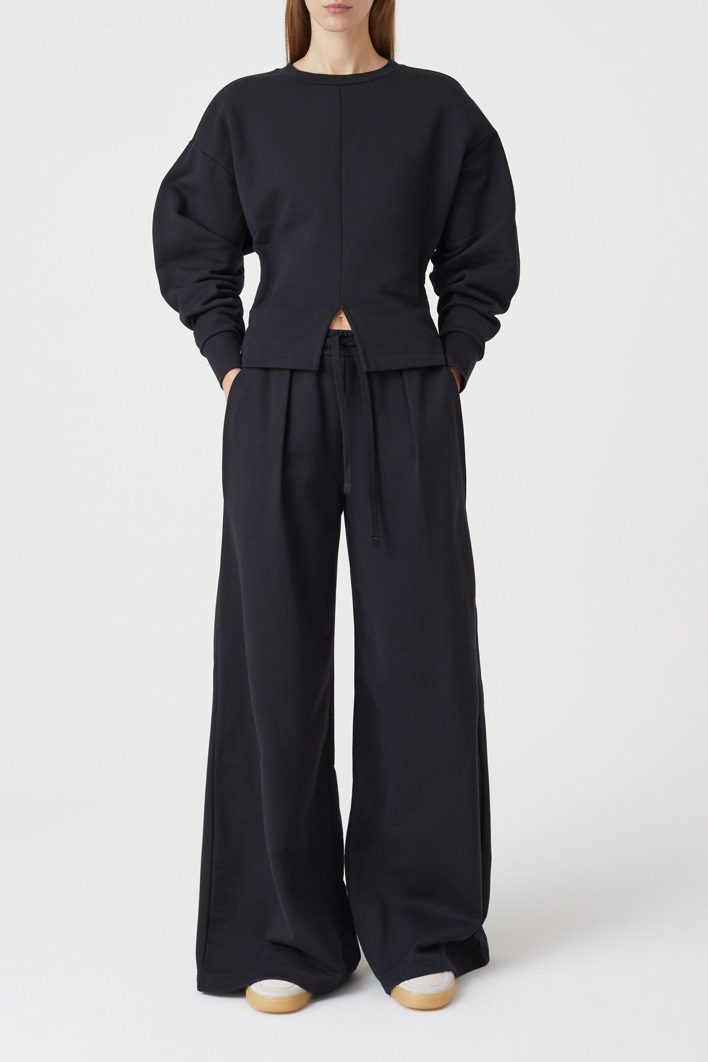 CREW NECK LONG SLEEVE T-SHIRTS BLACK 2