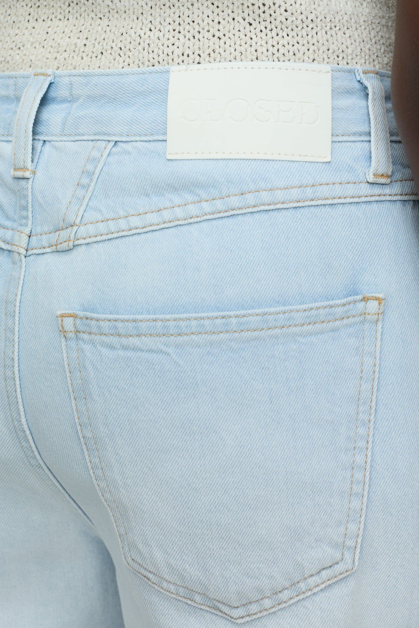 ROAN JEANS LIGHT BLUE 6