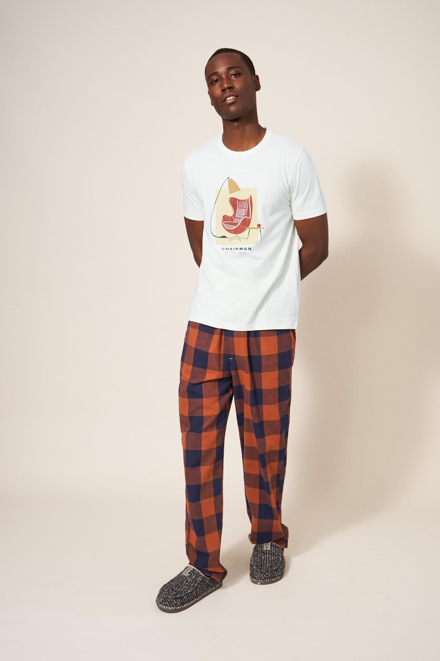CHAIRMAN GRAPHIC TEE NATURAL WHITE 2