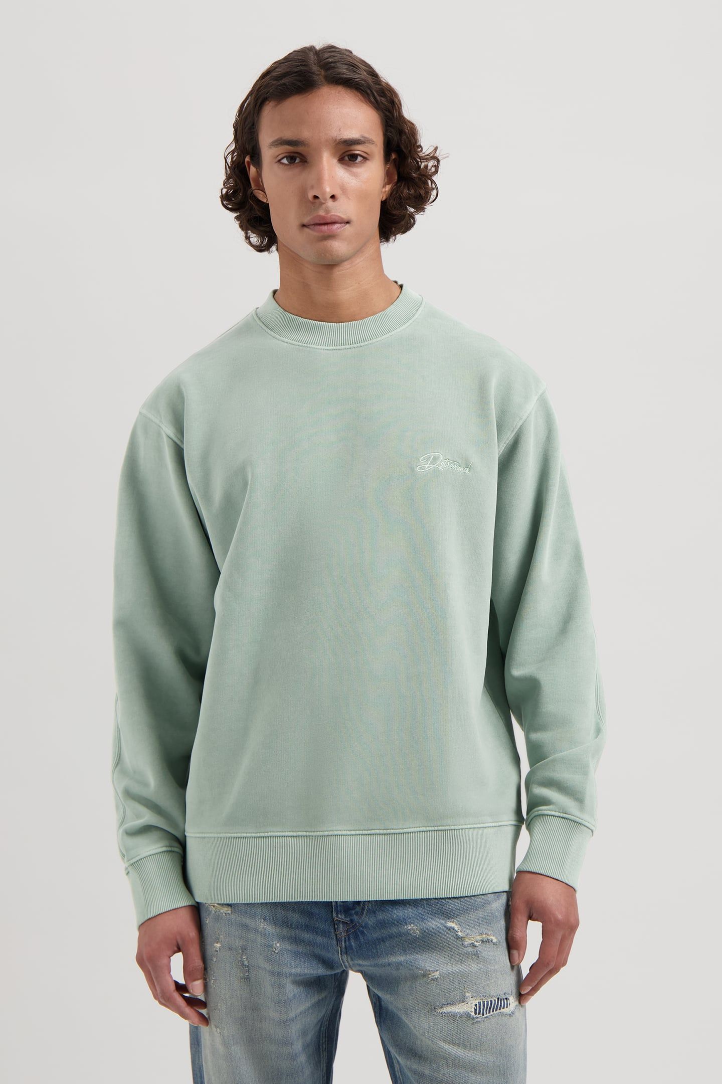 DS-NIKOL CREW LILY PAD 1