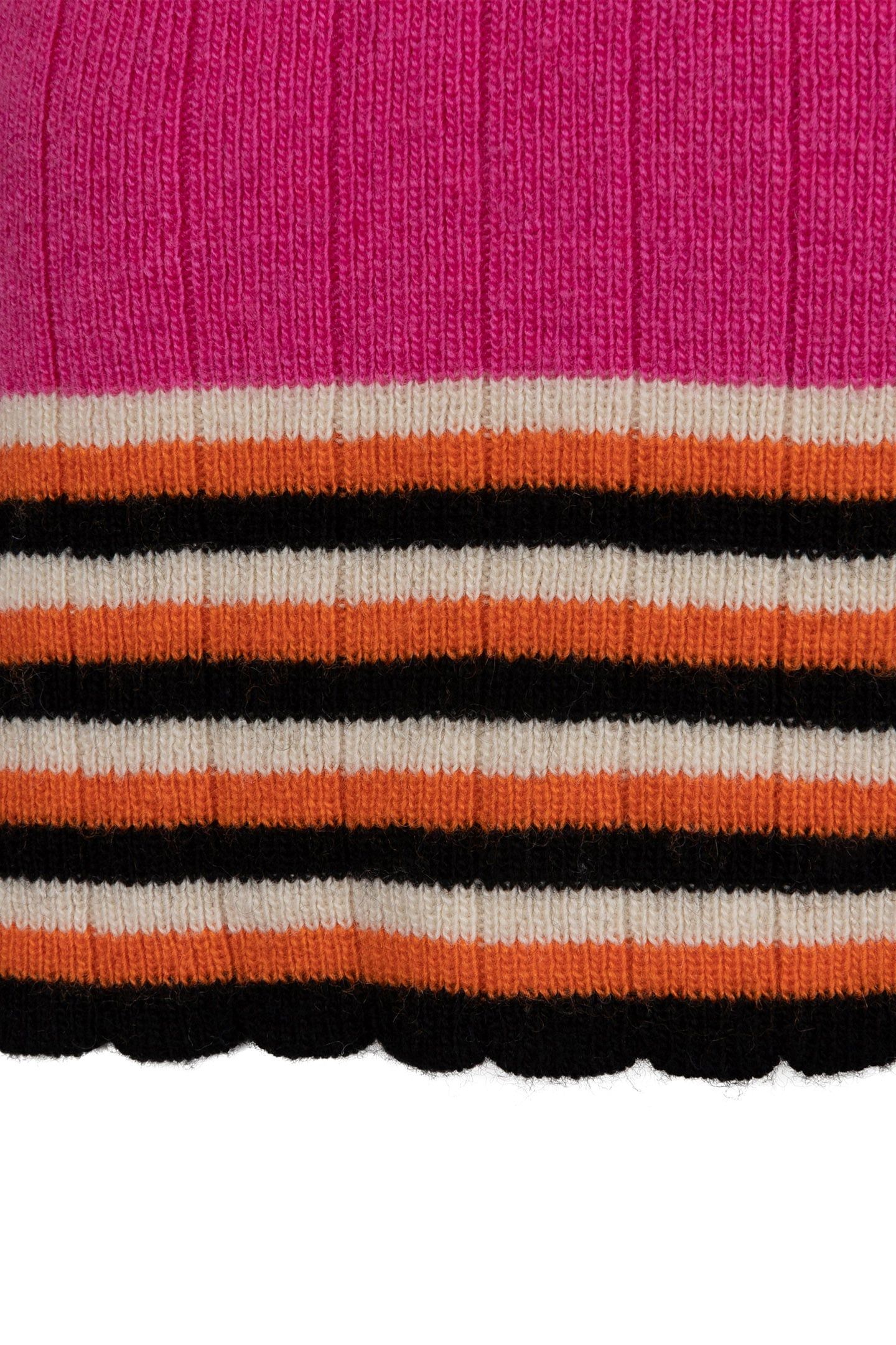TOP COL SCALLOPED EDGES FUCHSIA 8