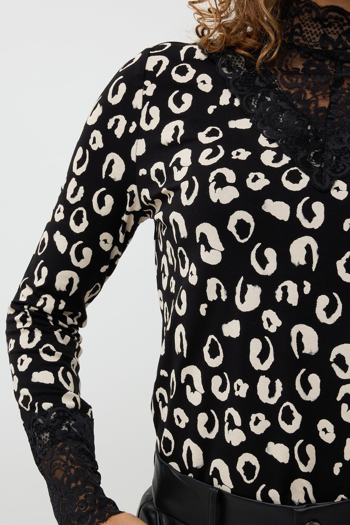 TOP LACE WILDERNESS PRINT 6