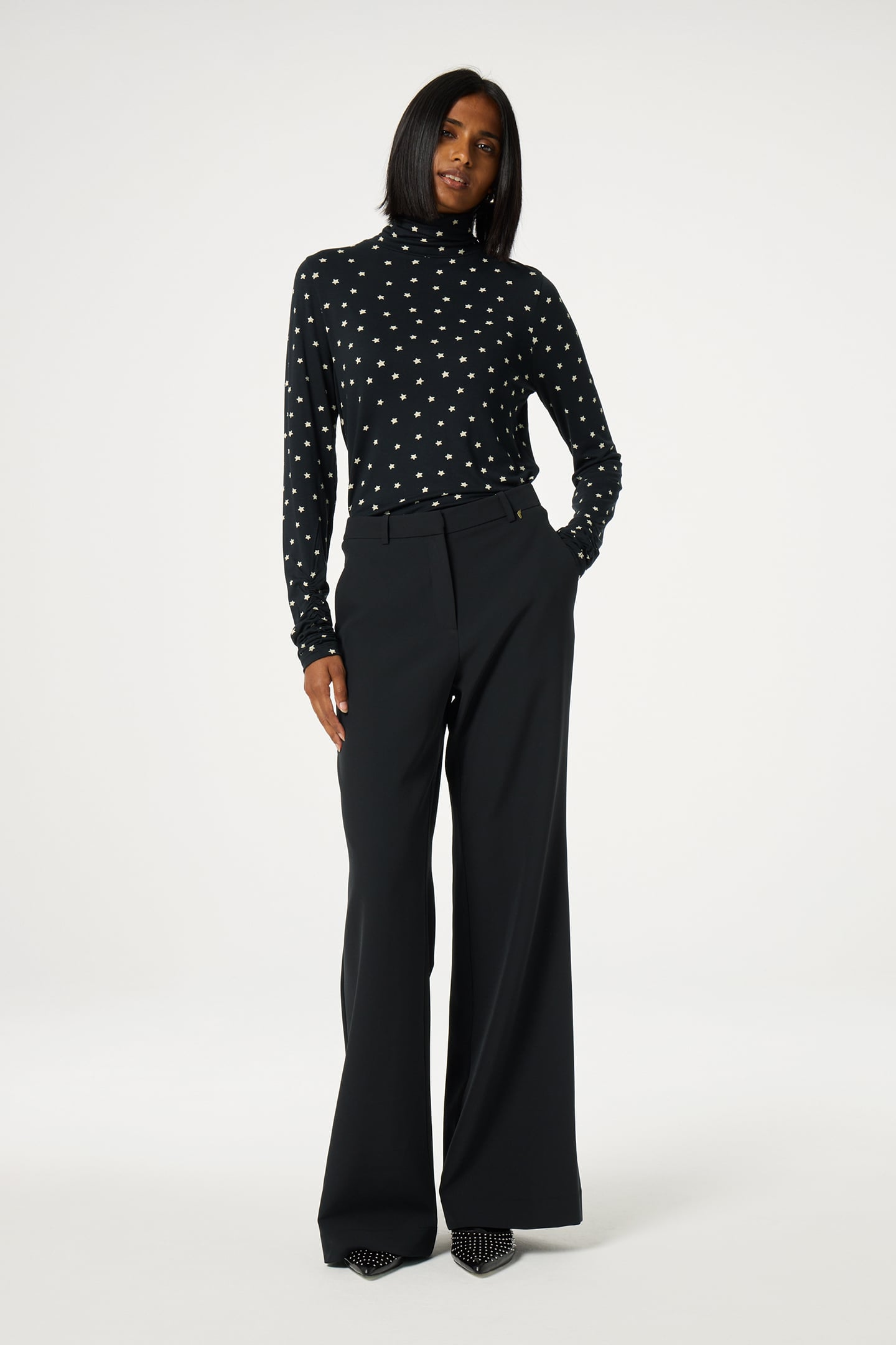 JADE TOP BLACK/WARM WHITE 2