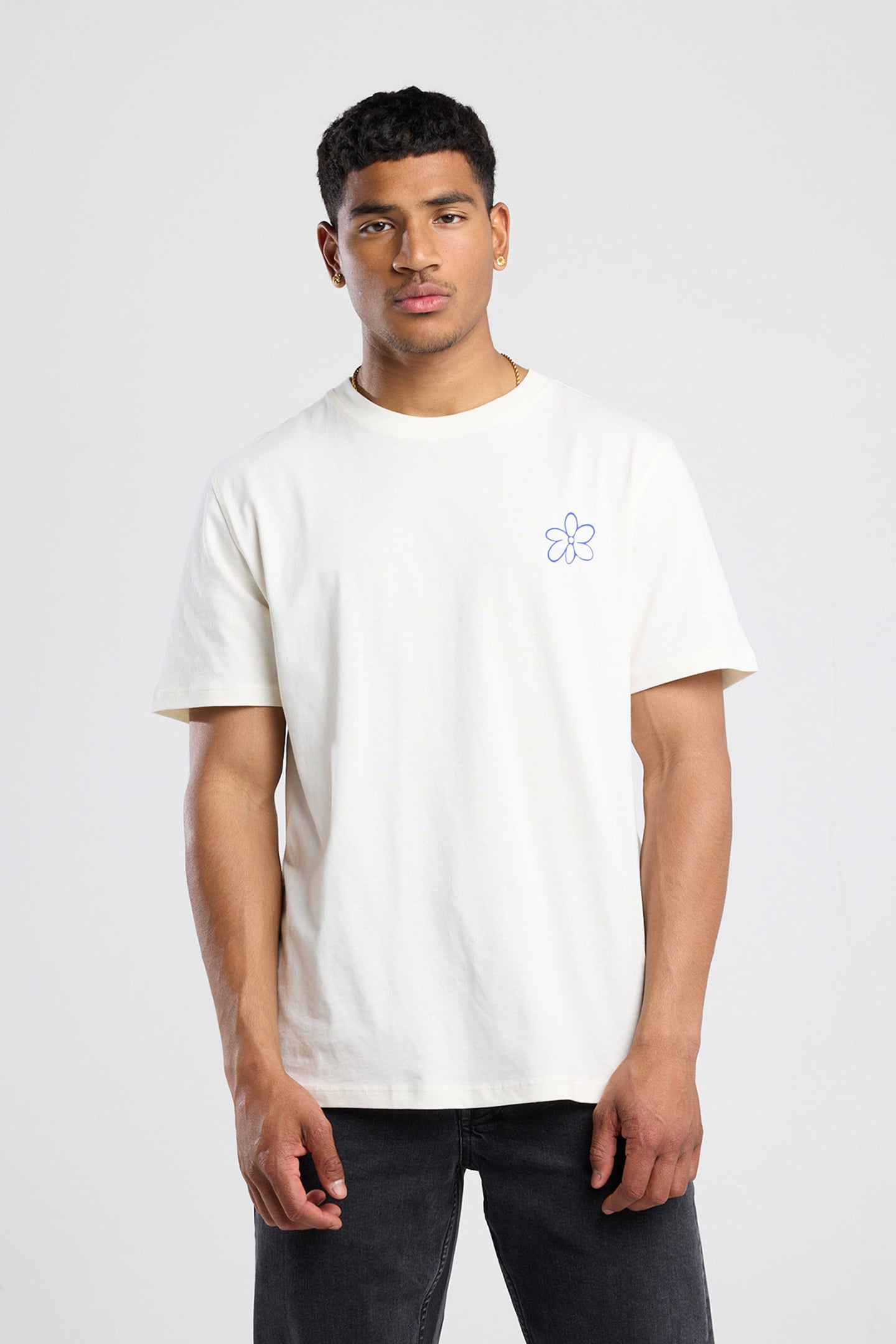 ETIENNE WHITE 1