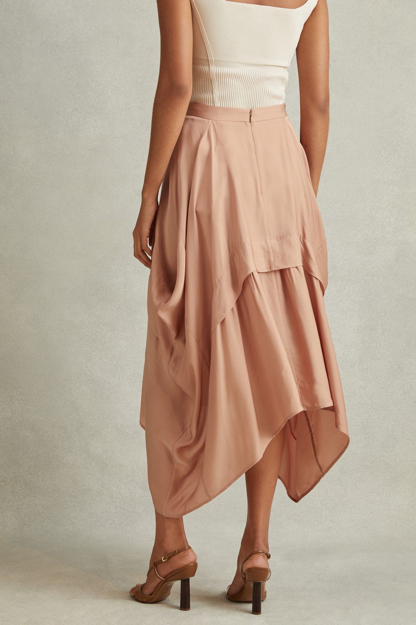 ASYMMETRIC HEM SKIRT NUDE 2