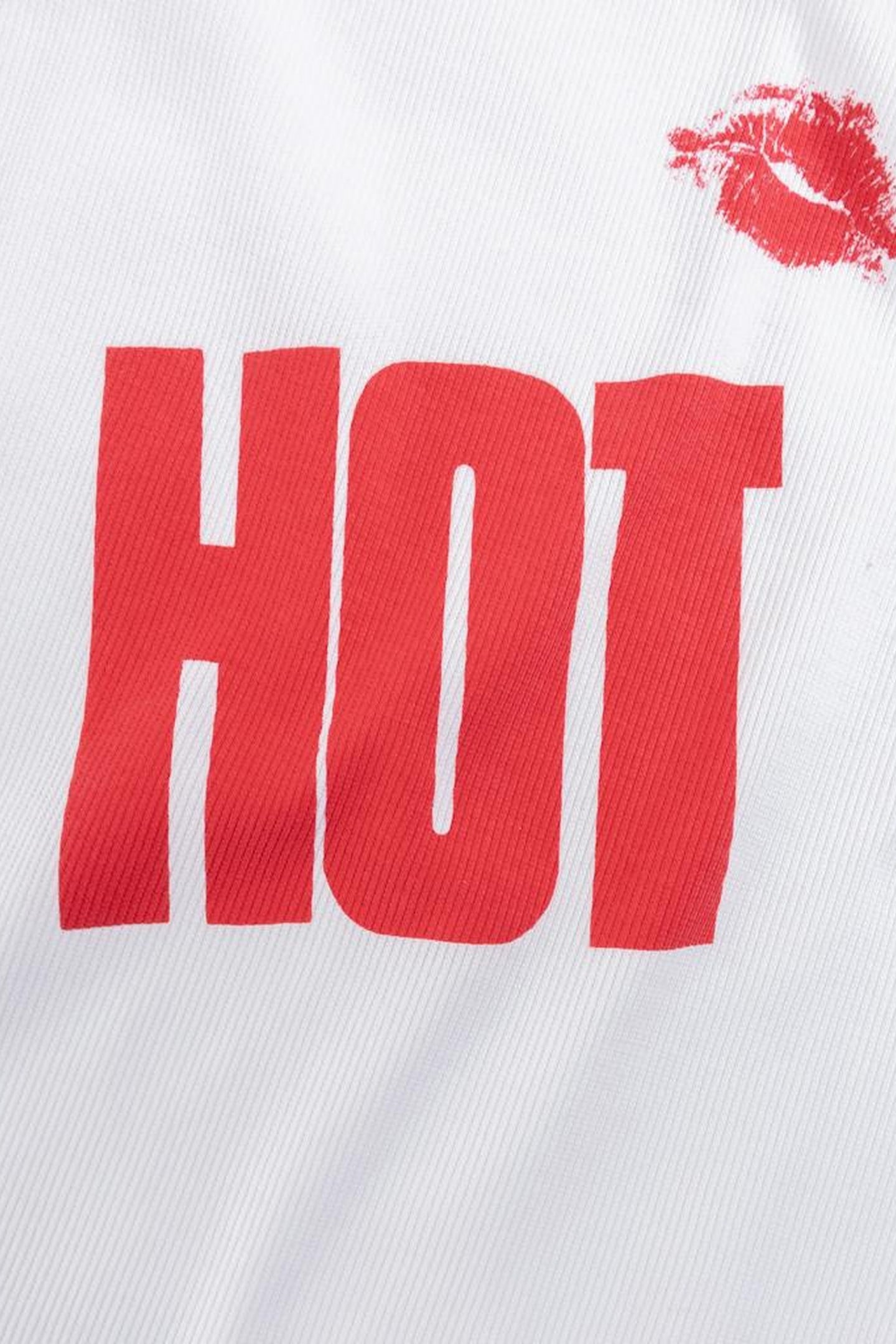 CARNE BOLLENTE – KISS ME I'M HOT TANK TOP 4