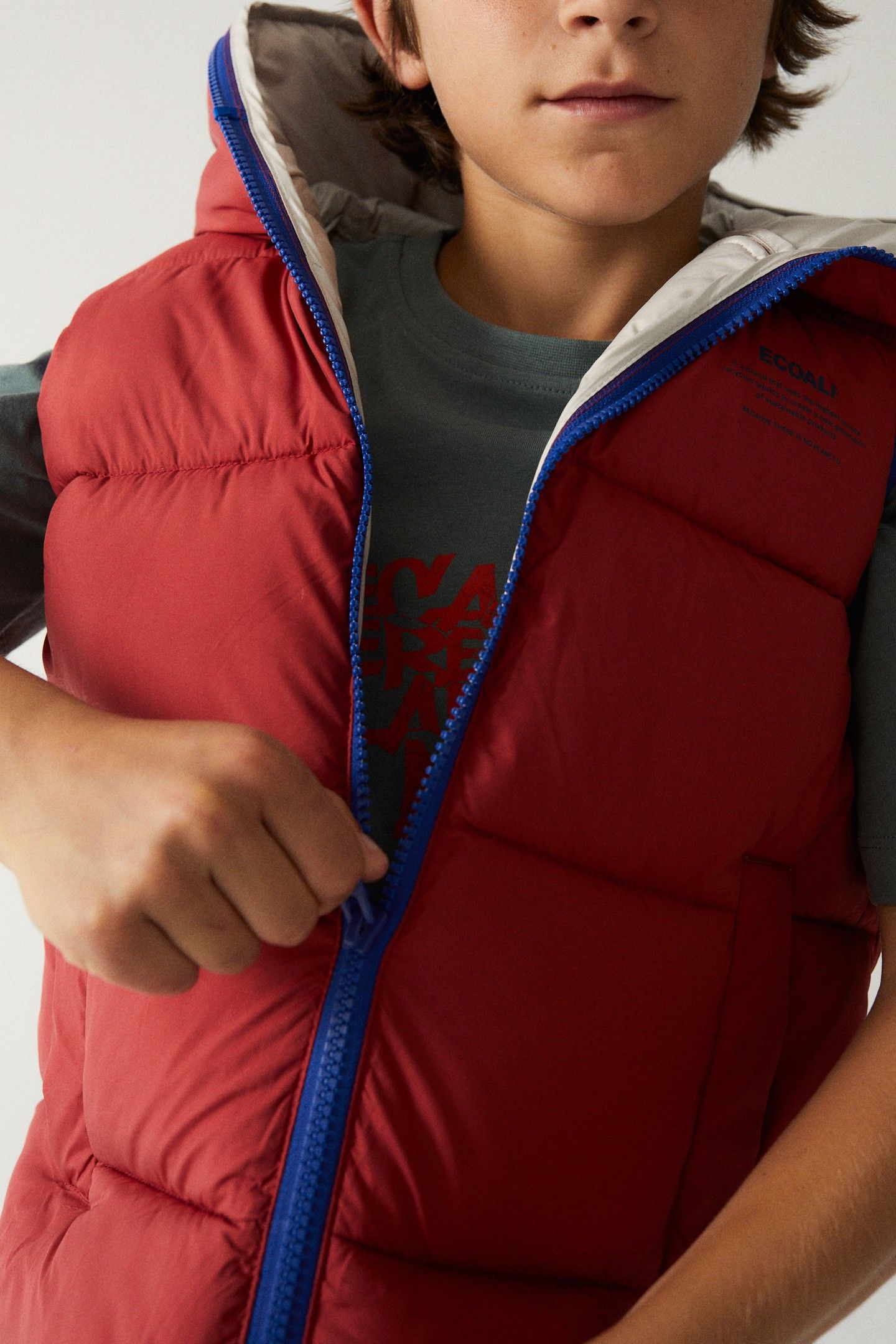 BOYS ZIPPYALF VEST RED 5