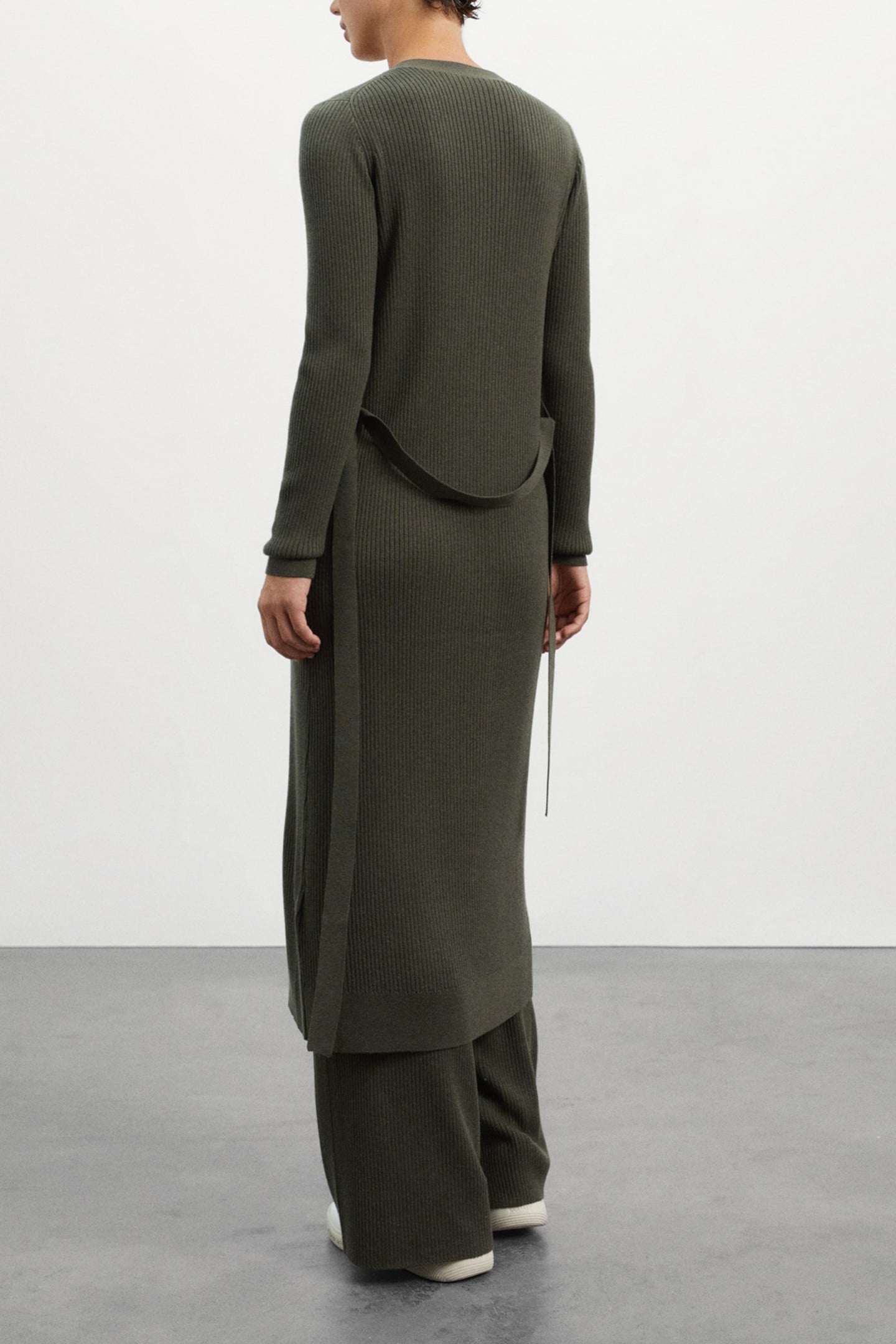 ROMEROALF KNIT OLIVE 3