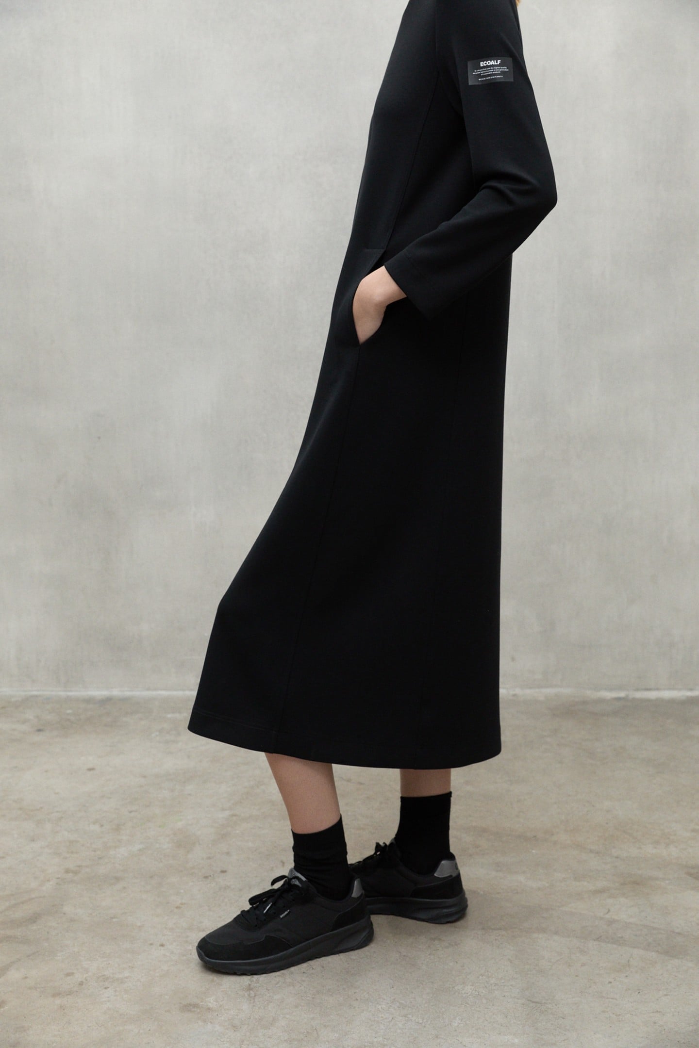 CRISTALALF DRESS BLACK 4