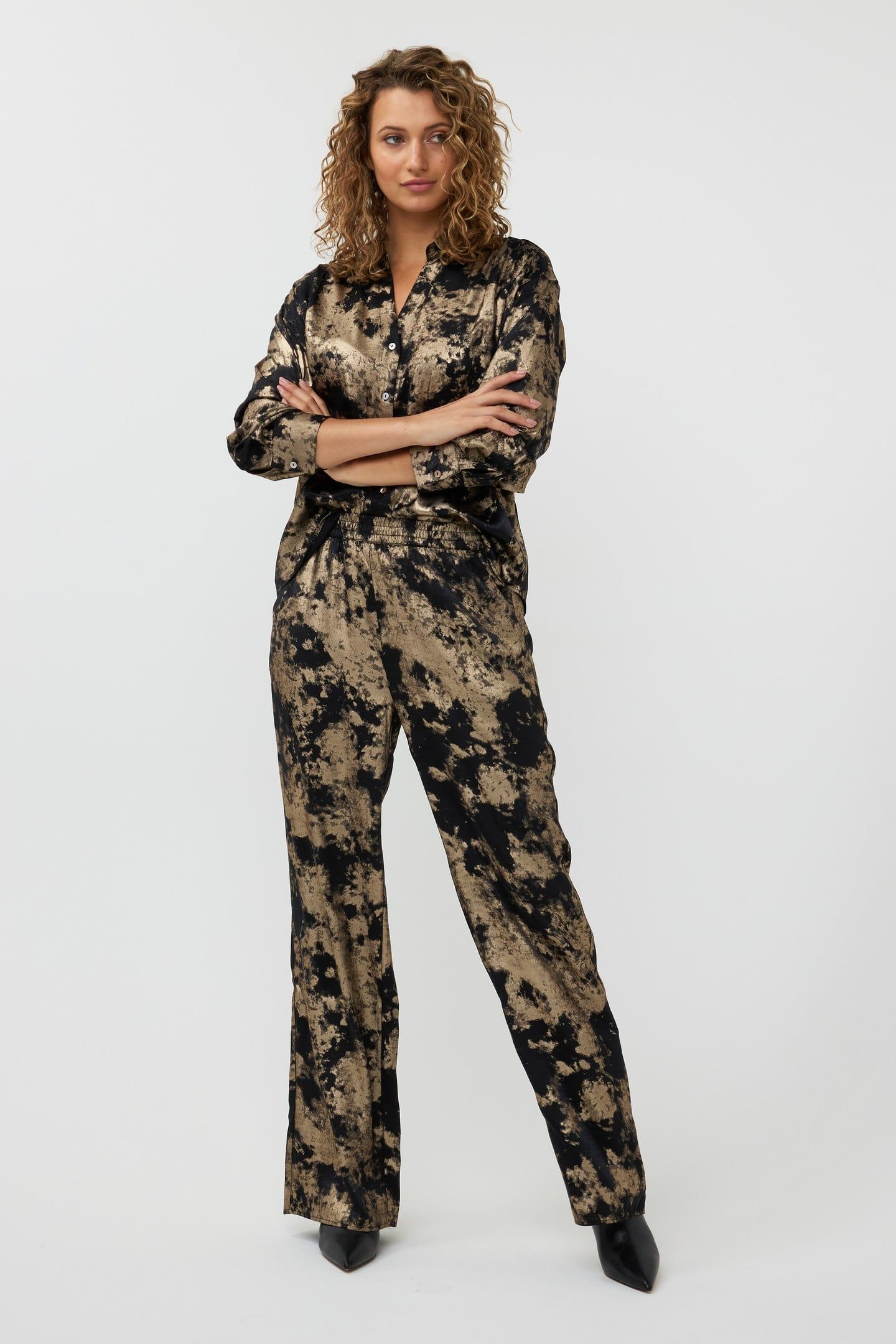 BLOUSE V-NECK LAMEE BLACK 2
