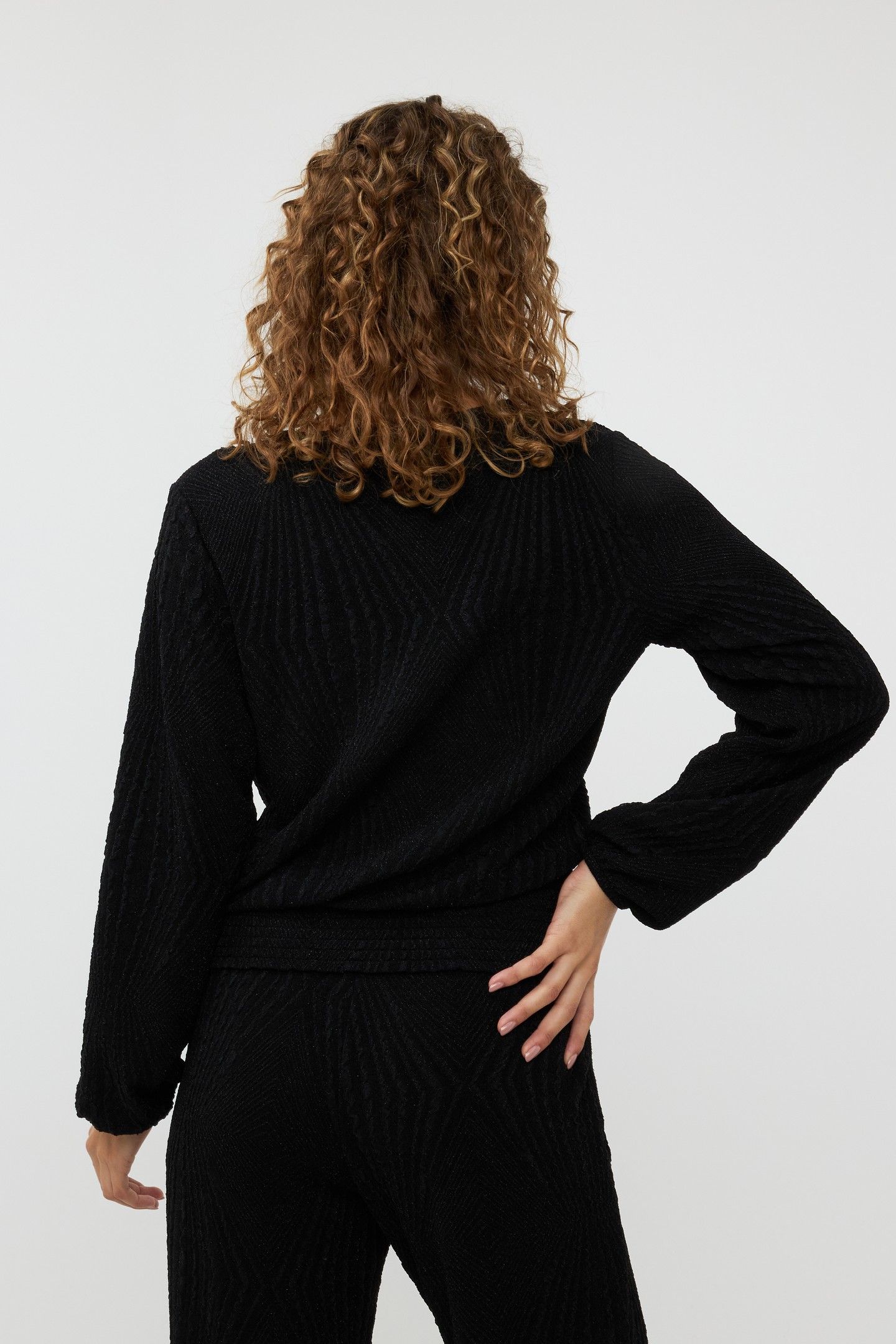 BLOUSE JACQUARD SJ BLACK 3